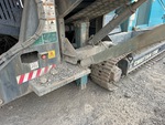 Carrier with Stabilizer Jacks