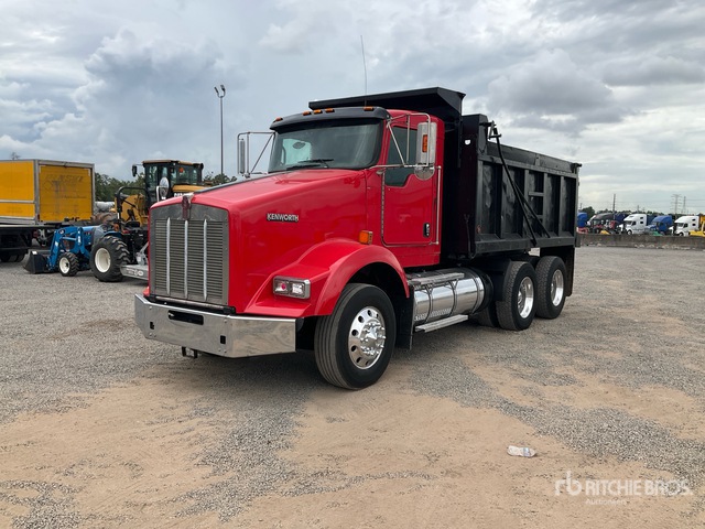 2011 Kenworth T800 6x4 T/a Dump Truck