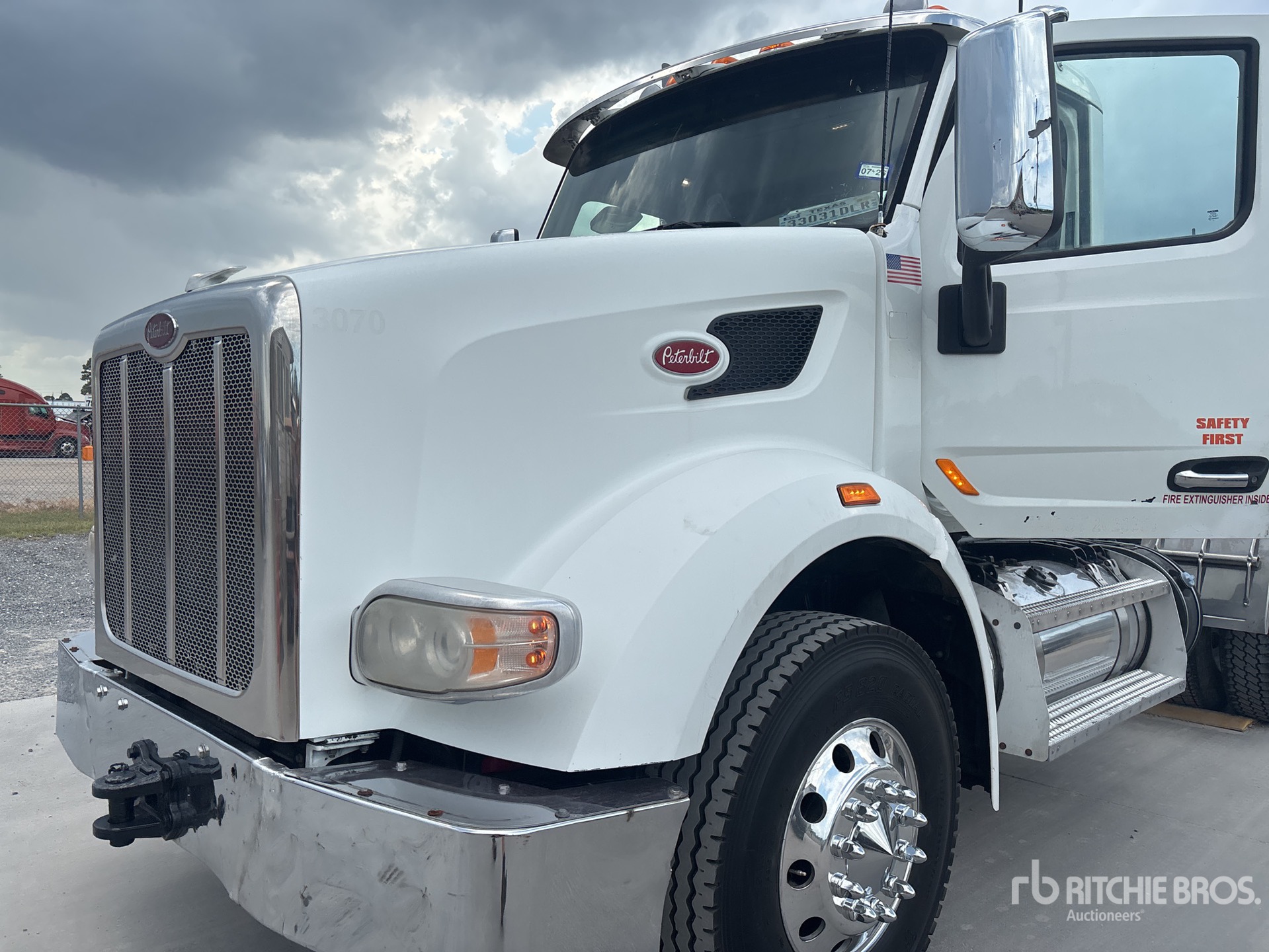 2016 Peterbilt 567