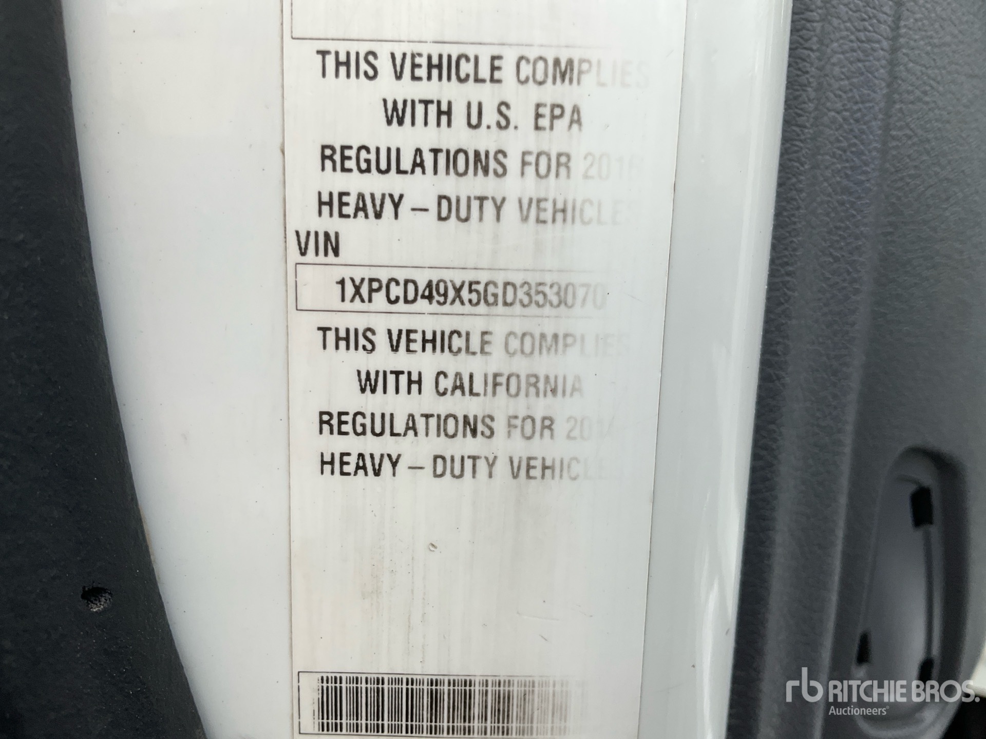 2016 Peterbilt 567
