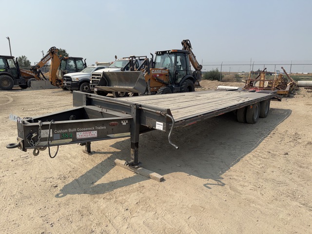 Custom Built 27 ft T/A Equipment Trailer