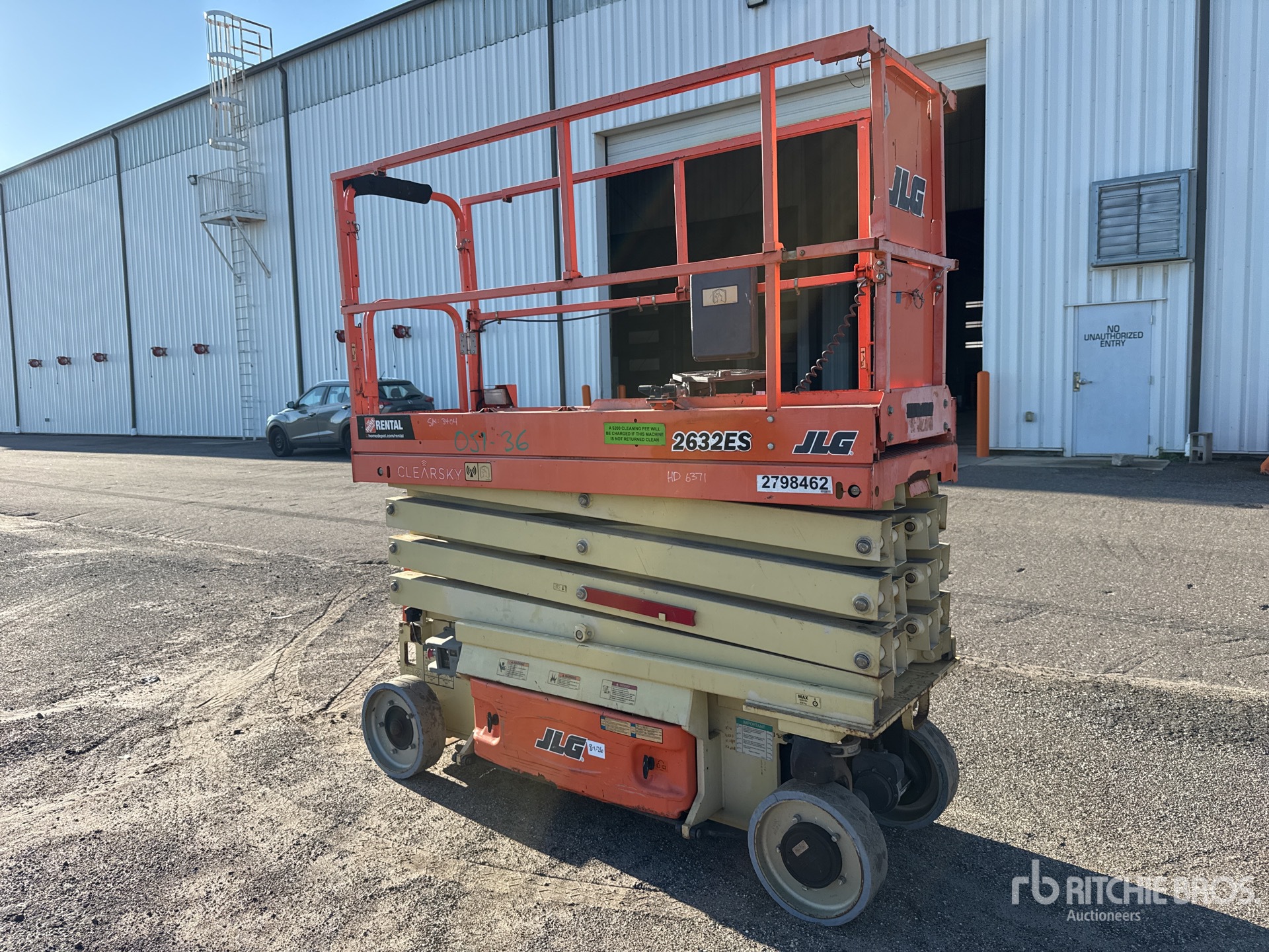 2019 JLG 2632ES