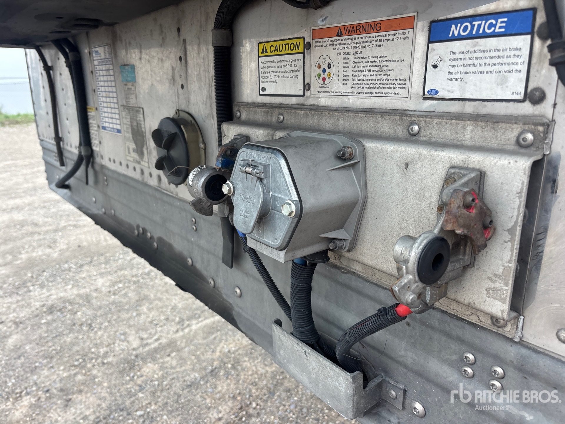 2024 Hyundai 53 ft x 102 in T/A