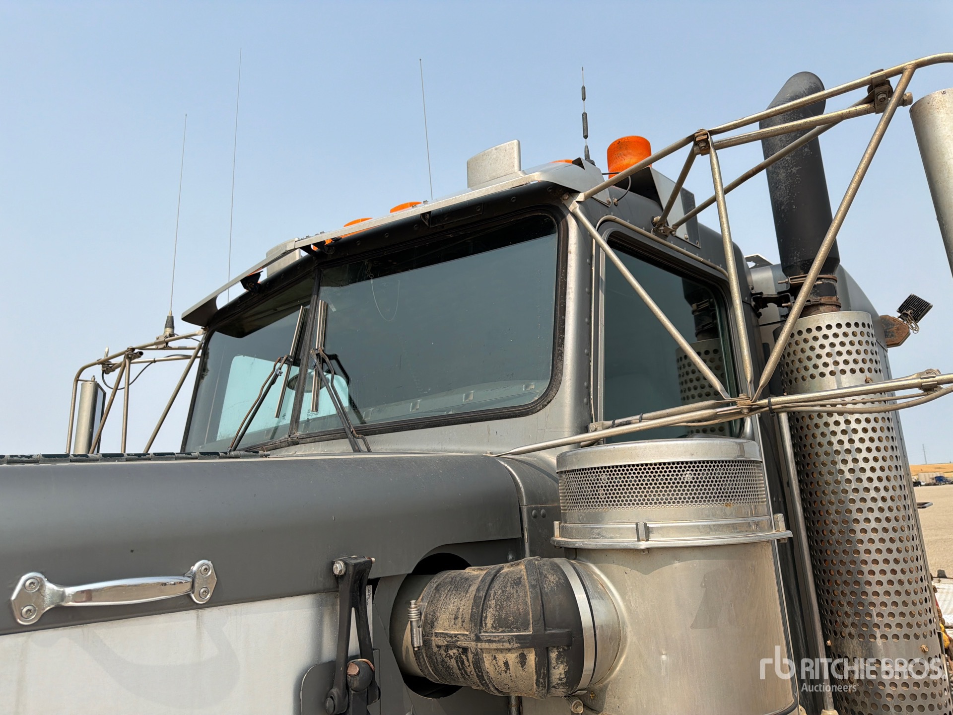 2002 Kenworth C500