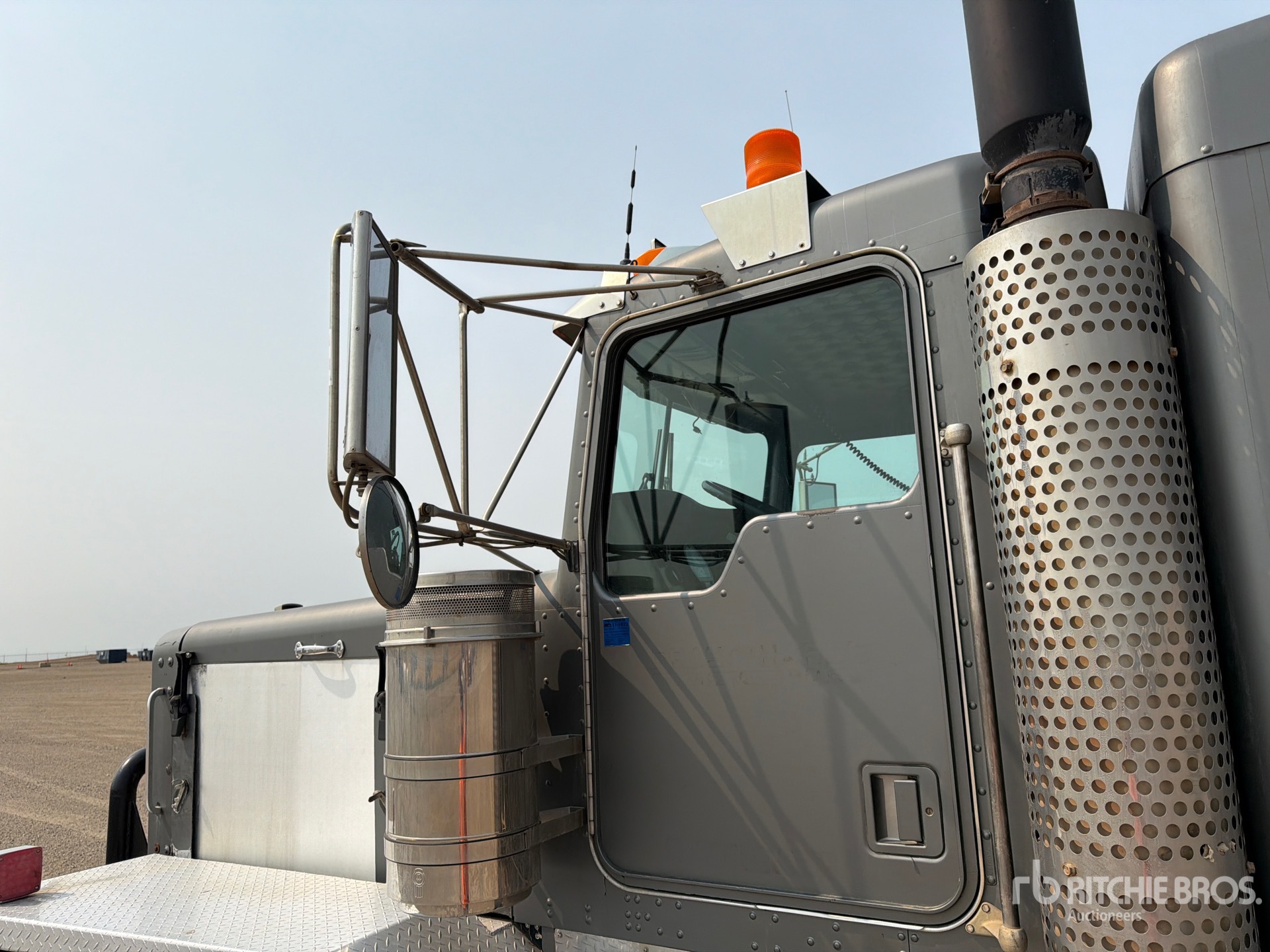 2002 Kenworth C500