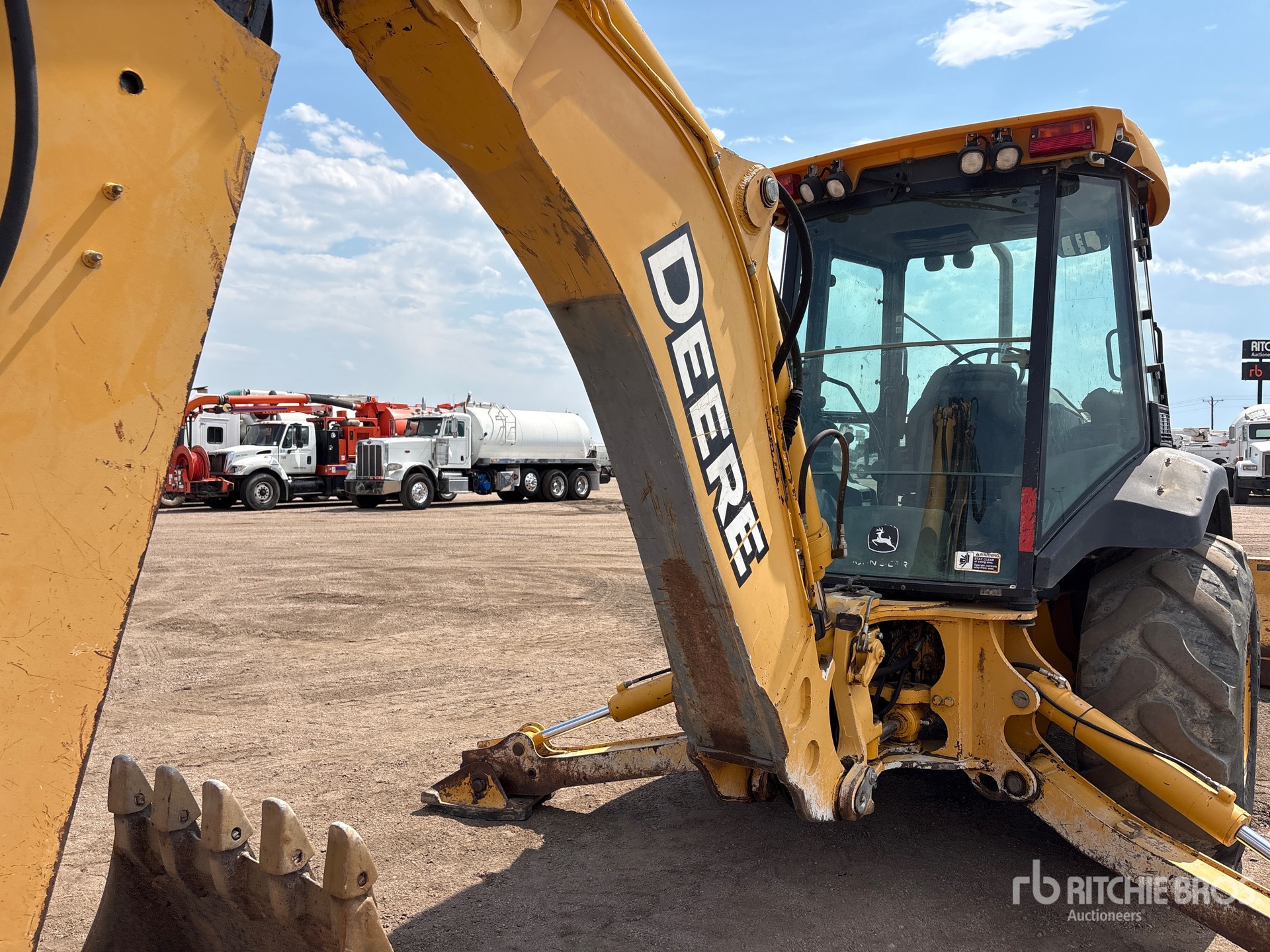 2006 John Deere 410G