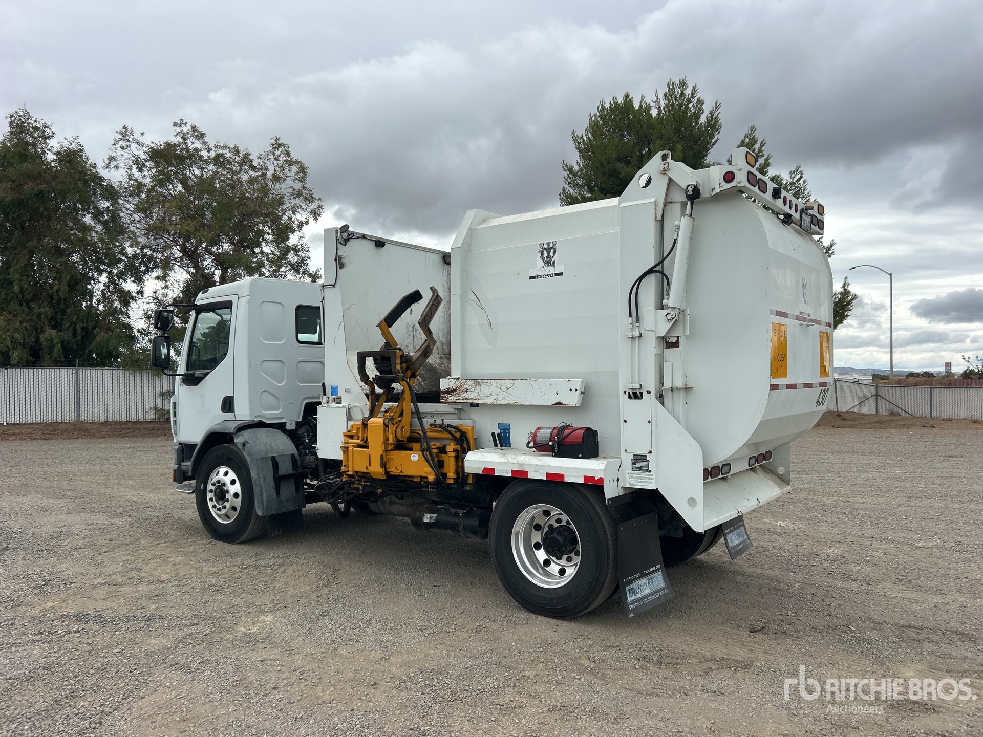 2017 Kenworth K270