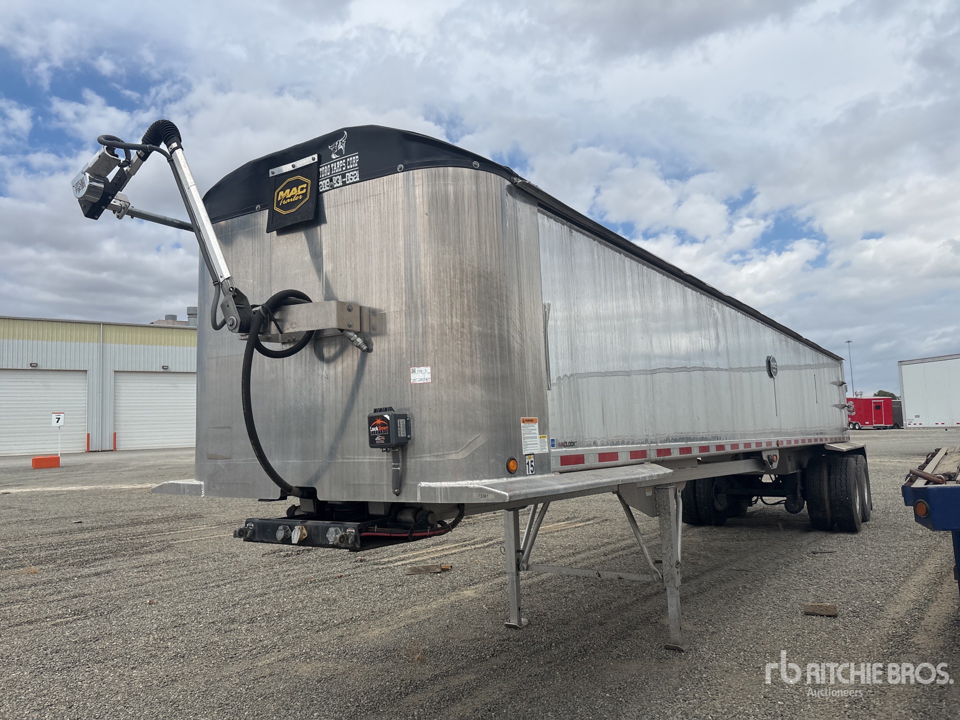 Photo of 2024 Mac 40 ft T/A