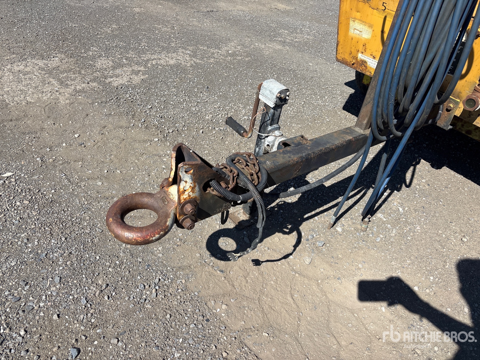 2001 Sullair 185DPQ-CA