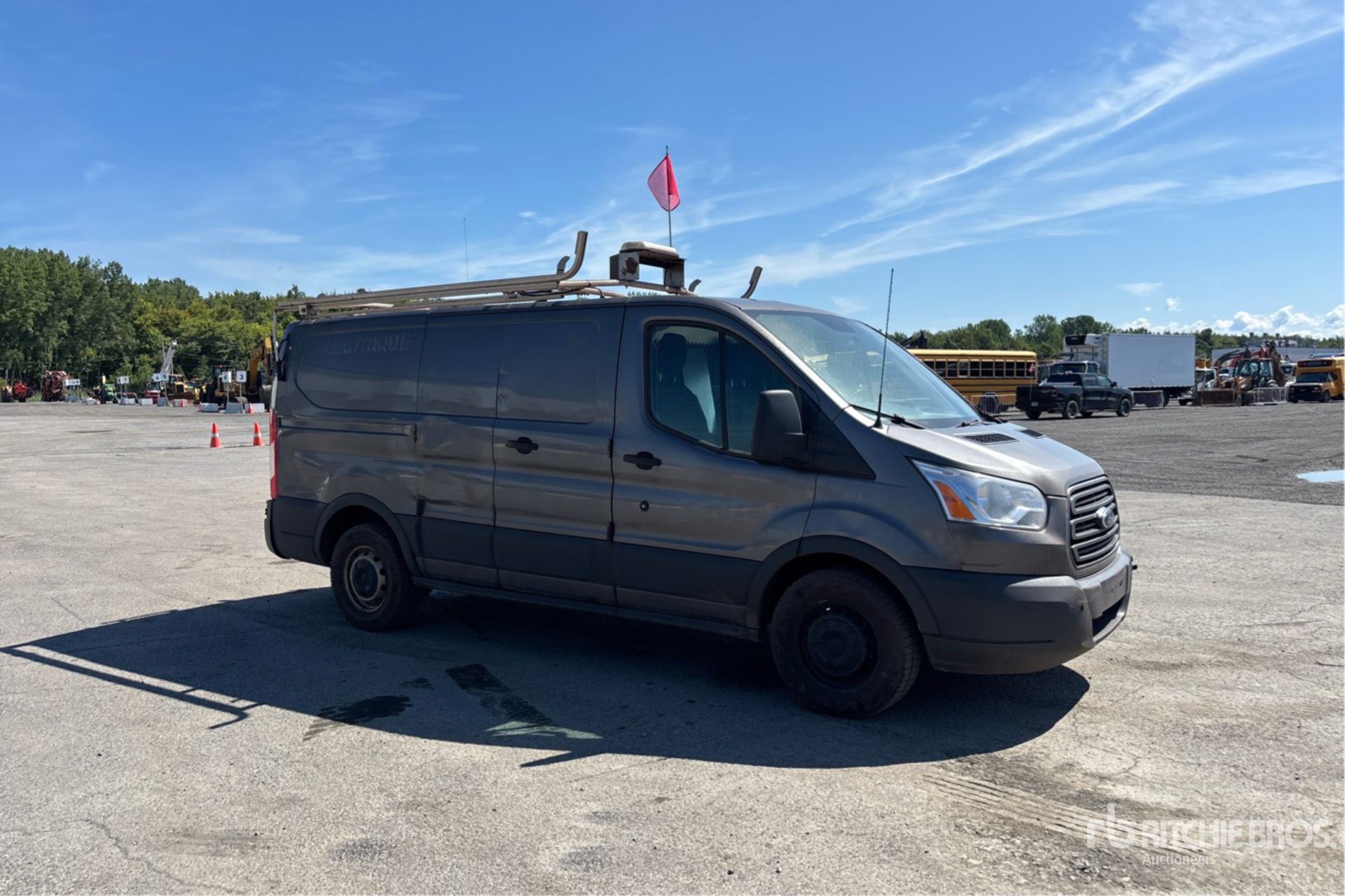 2015 Ford TRANSIT 150
