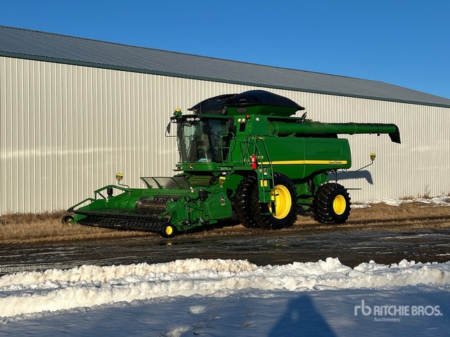 2011 John Deere 9870 Sts Combine Harvester
