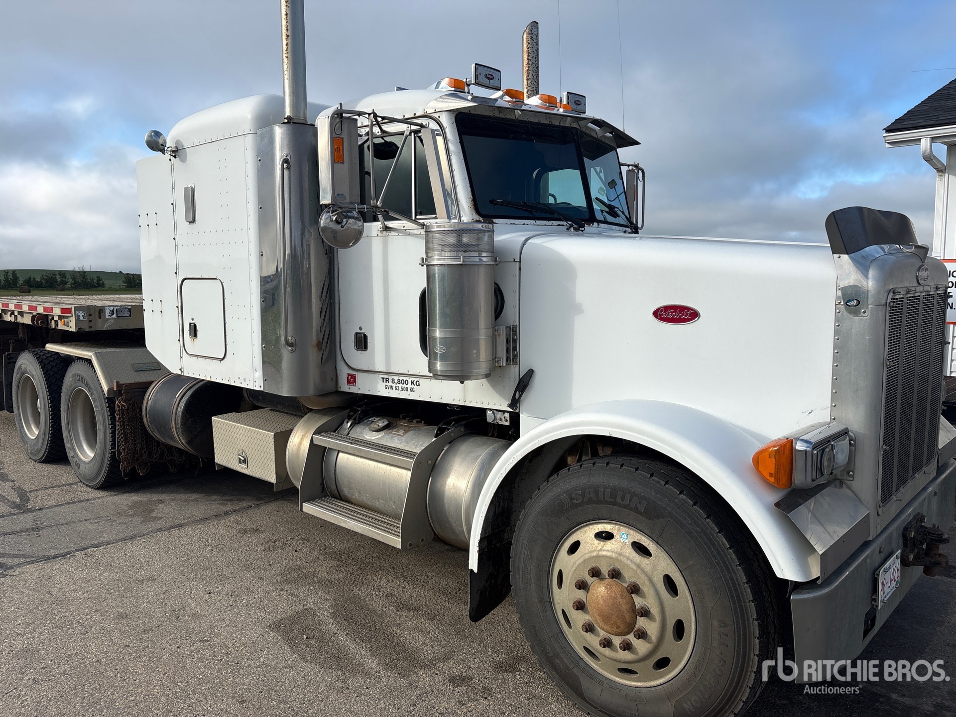 2001 Peterbilt 378