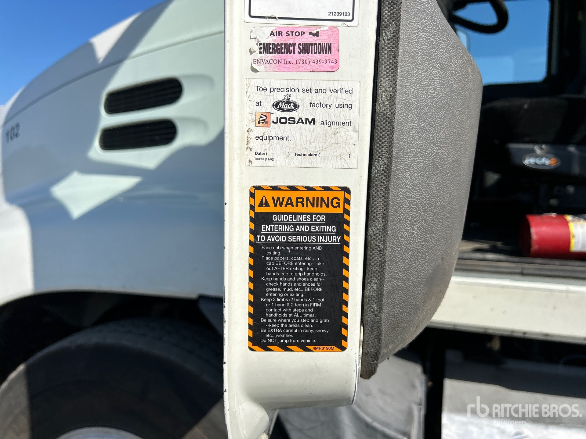2013 Mack CXU613