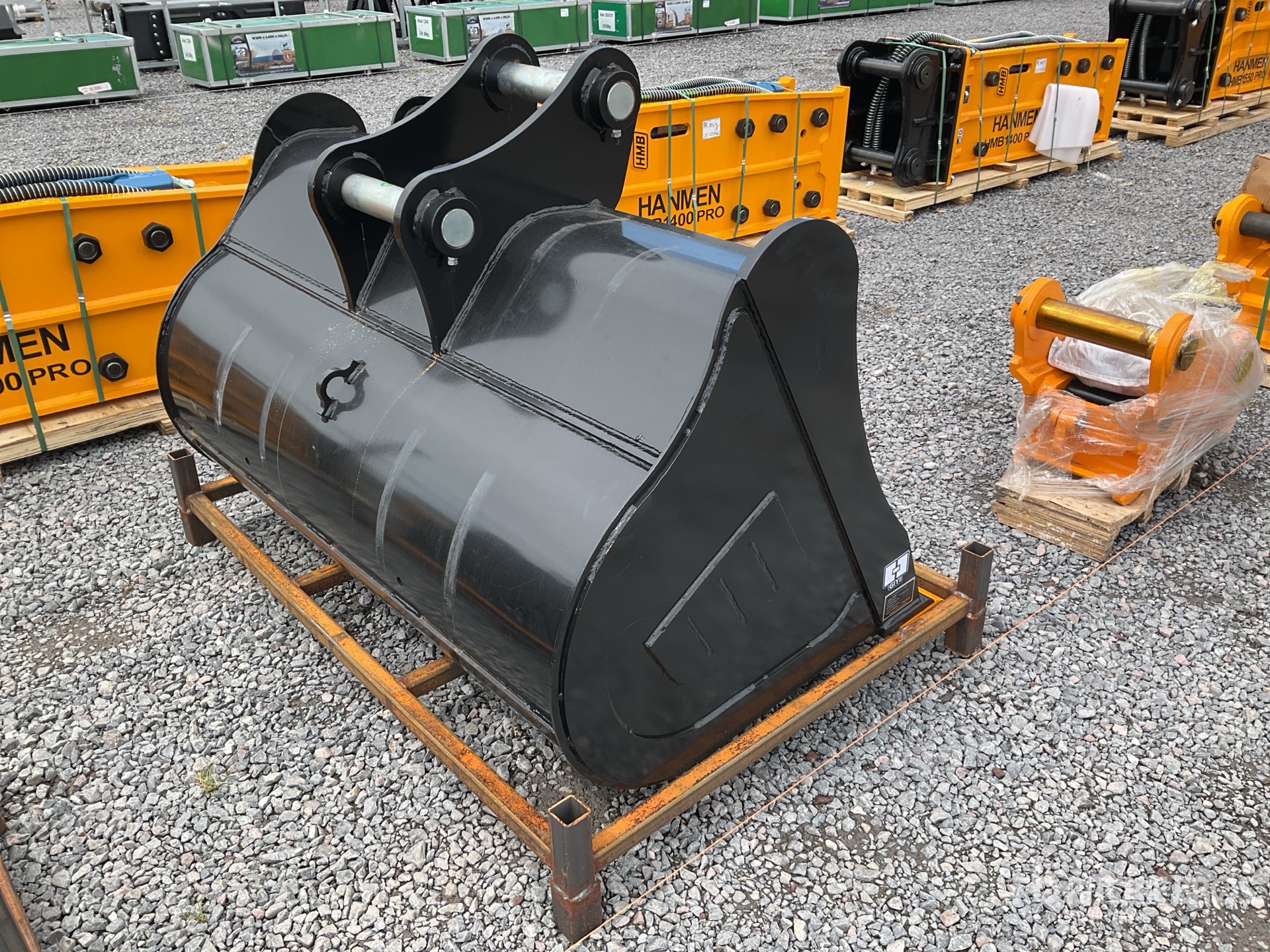 2026 GIYI FB60