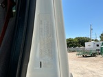 4 Engine with Emission Label