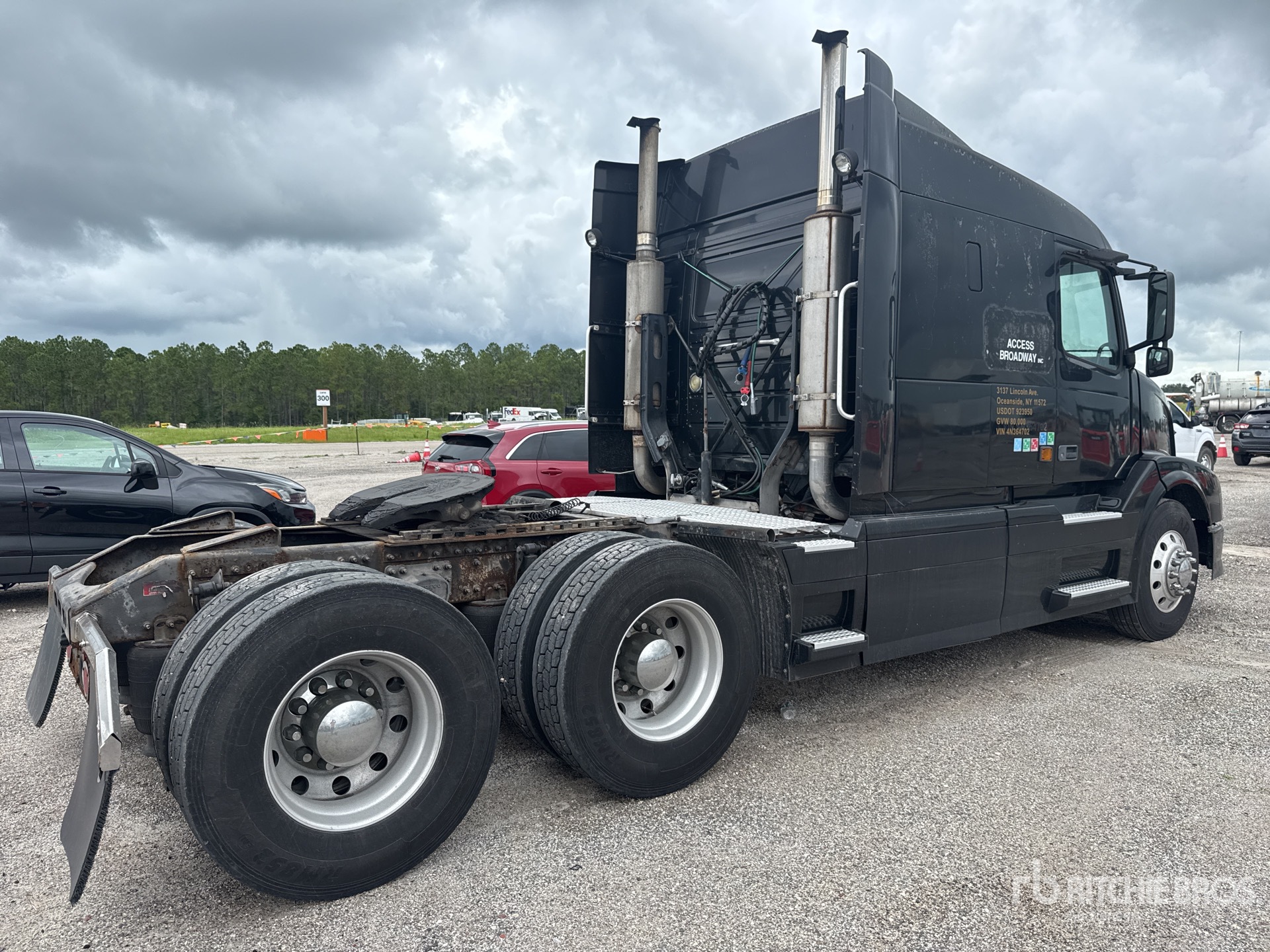 2004 Volvo VN