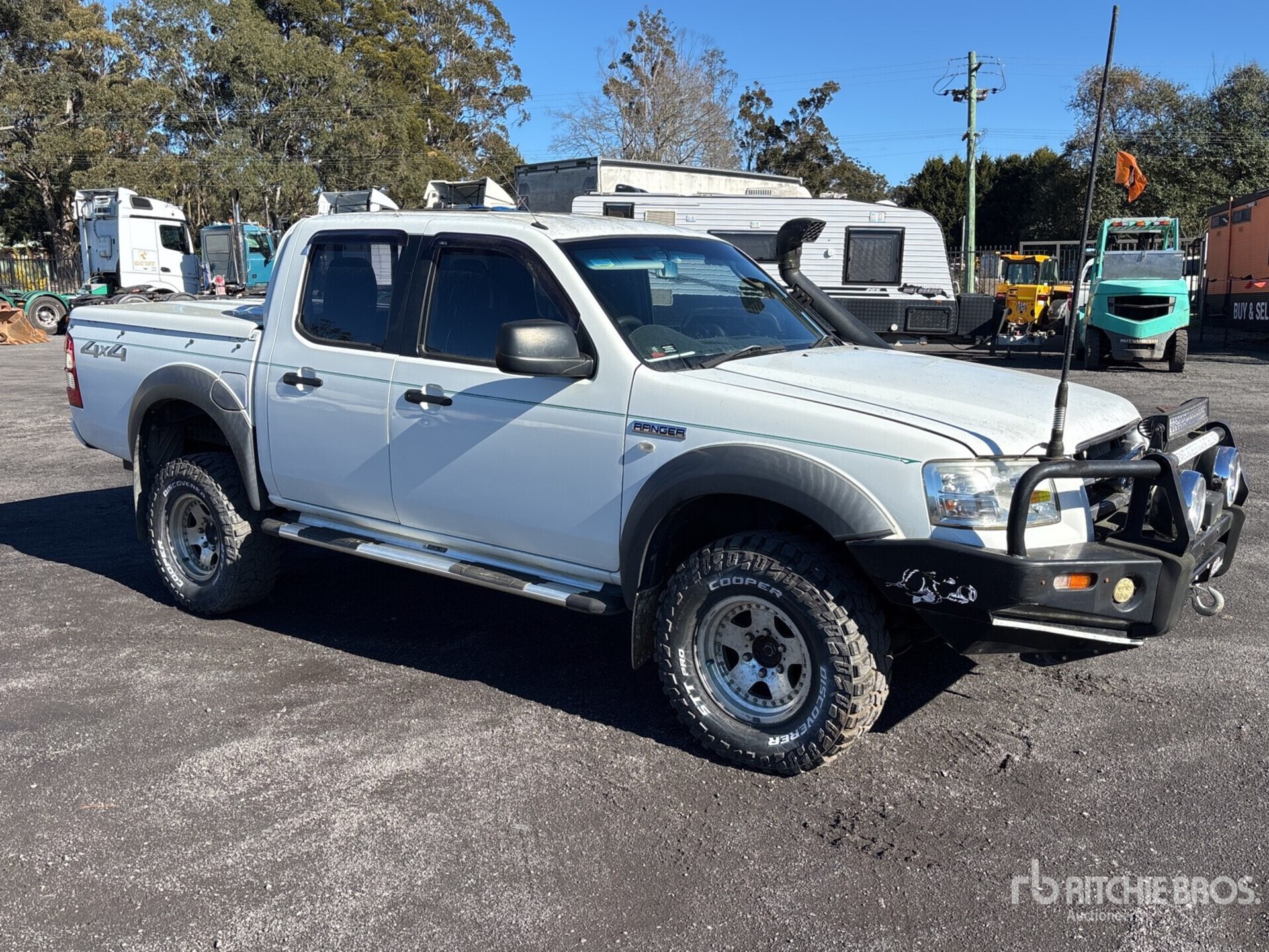 General Appearance with Picture, Left Front Corner