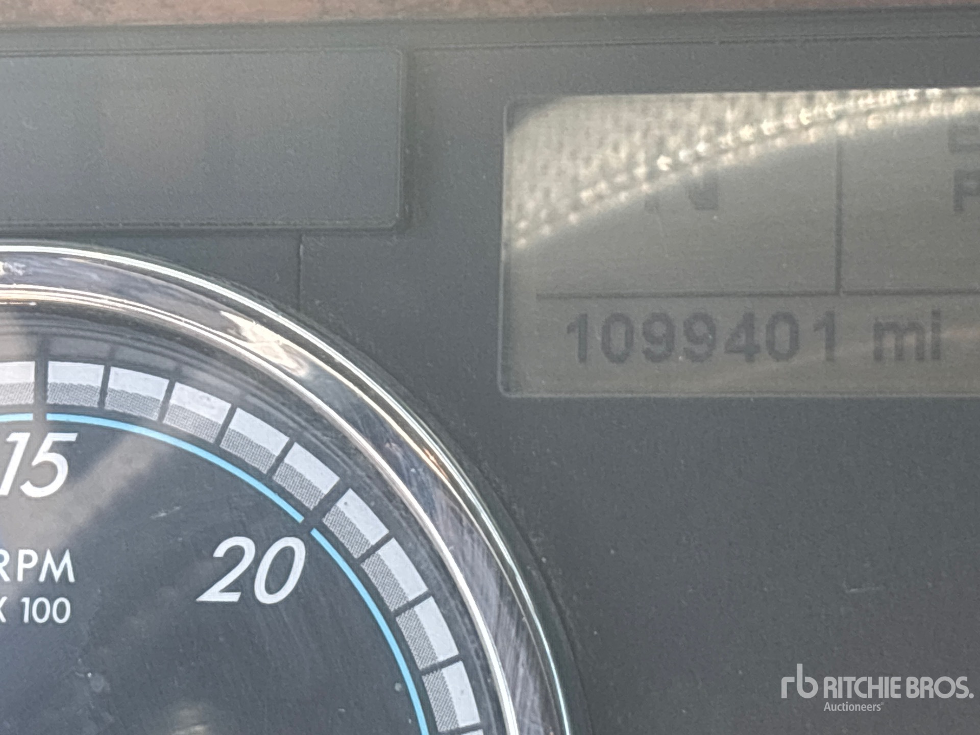 2015 Freightliner CASCADIA 125