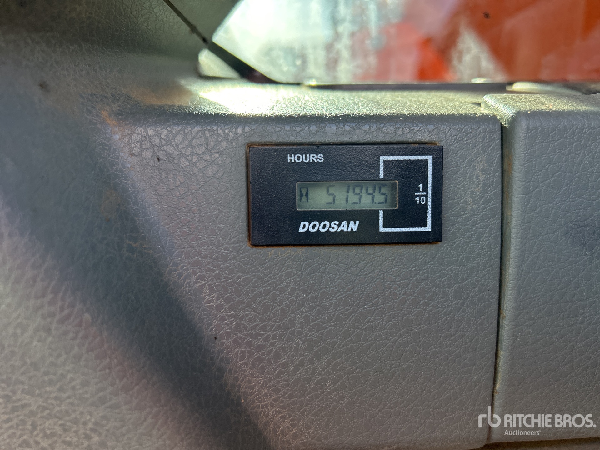 2019 Doosan DX140LCR