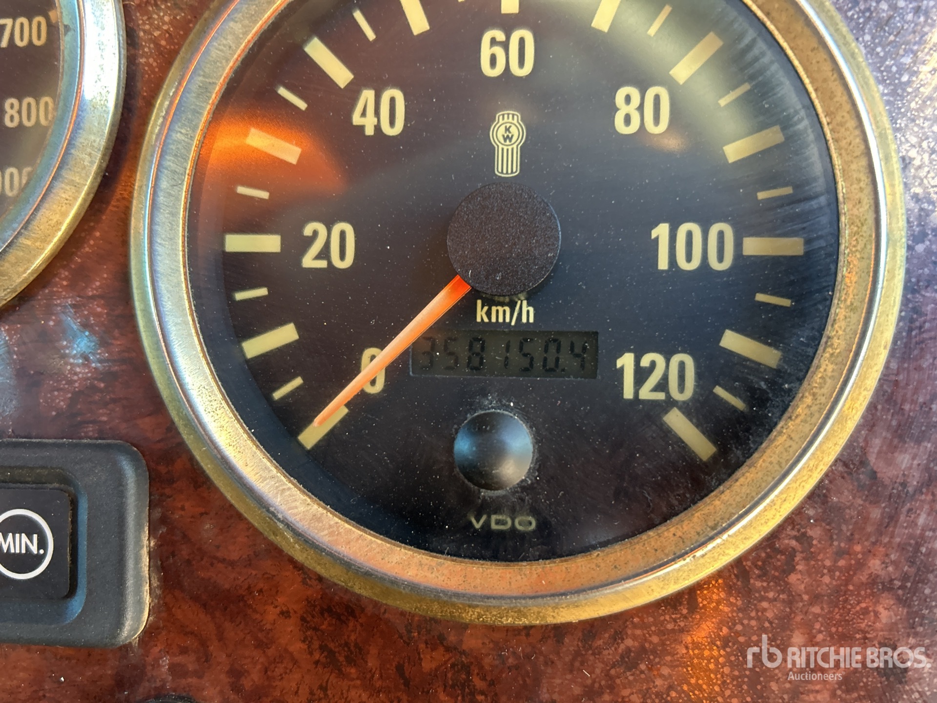 2010 Kenworth T658