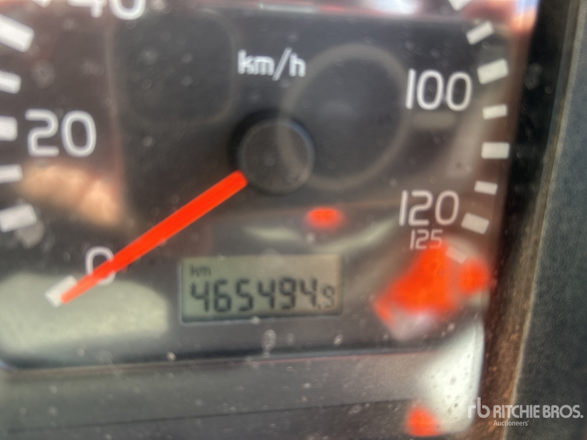 2003 Volvo FL6