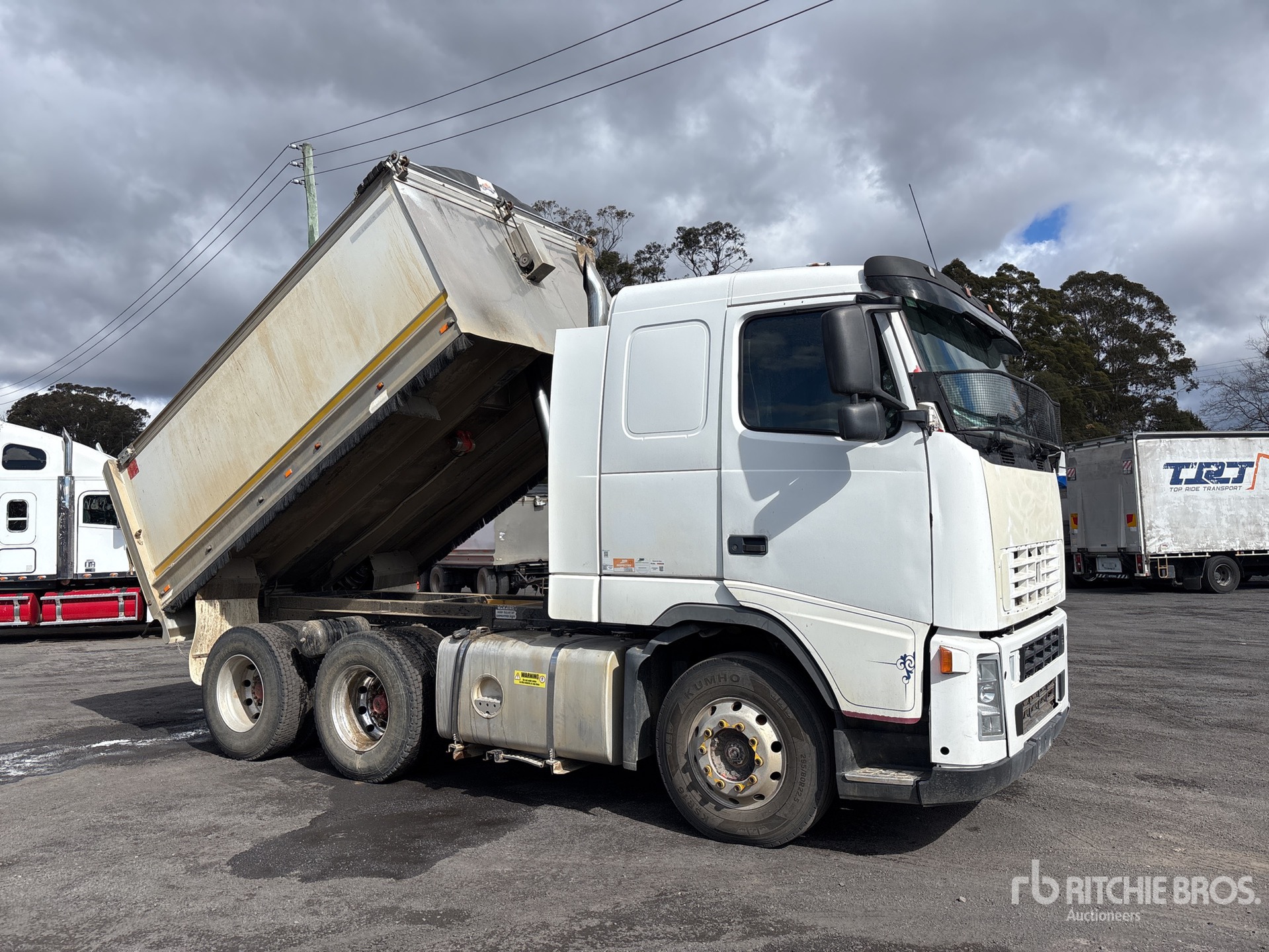 2003 Volvo FH12