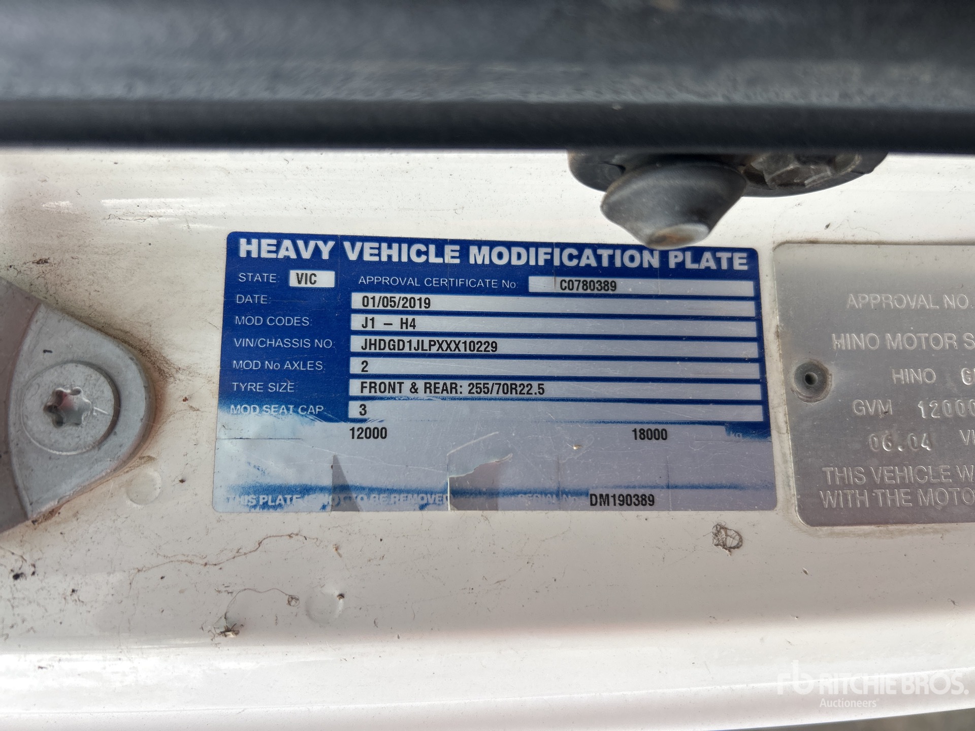 2004 Hino GD1J
