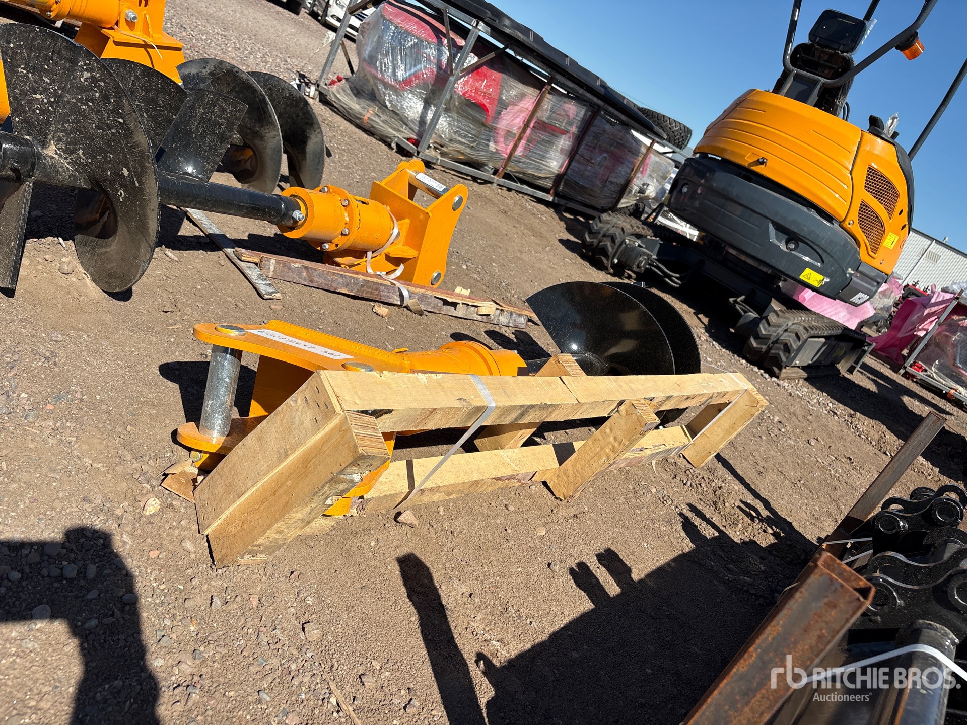 2026 GIYI 32 IN - FITS CAT 303 (UNUSED)