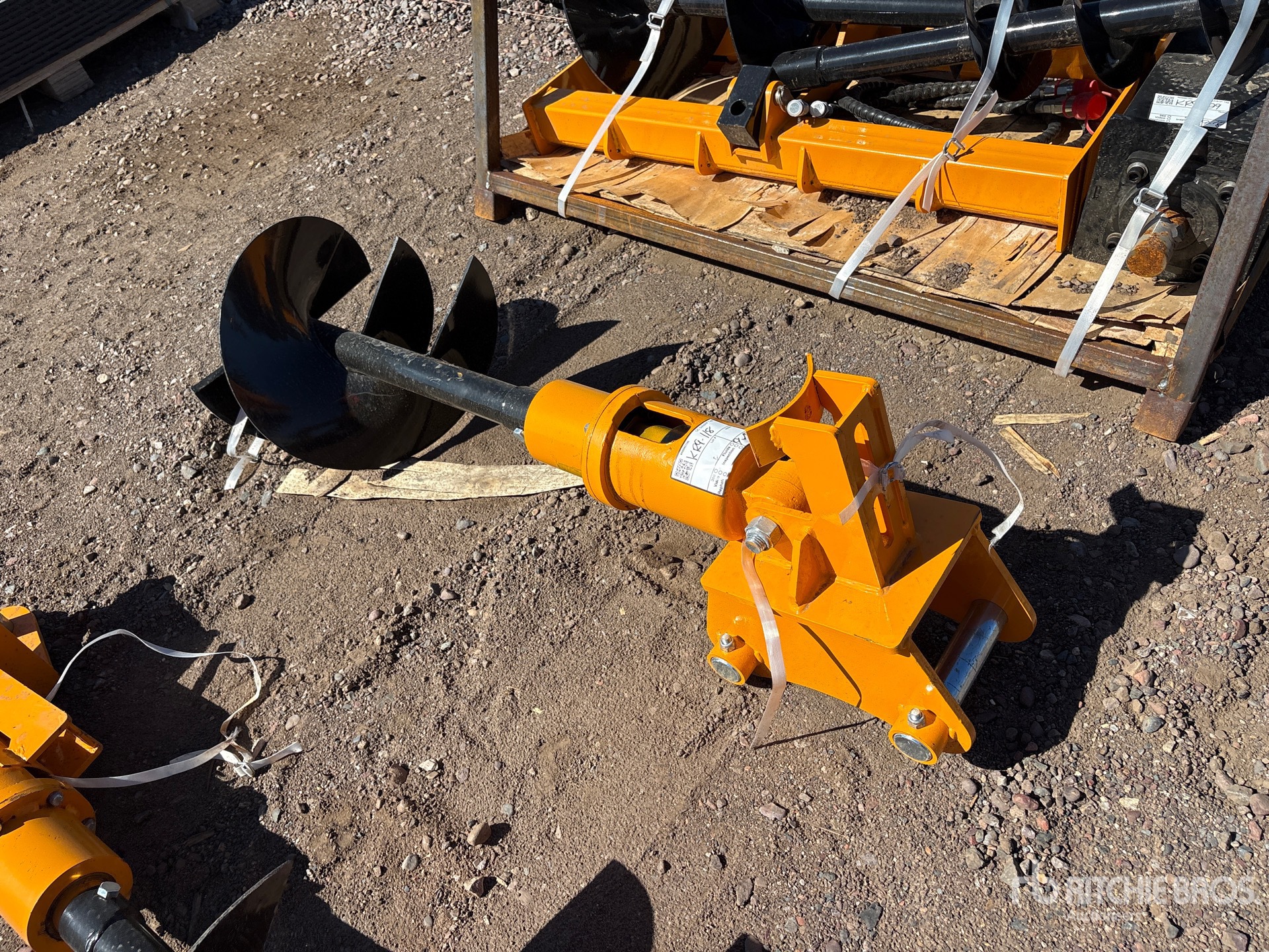 2026 GIYI 32 IN - FITS CAT 305 (UNUSED)