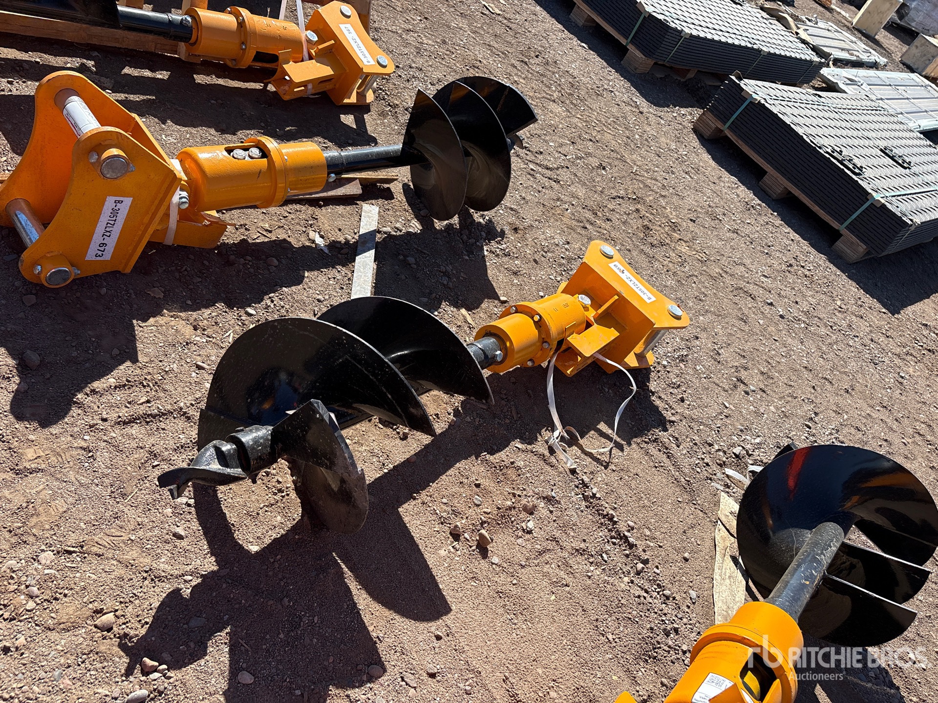 2026 GIYI 32 IN - FITS CAT 305 (UNUSED)