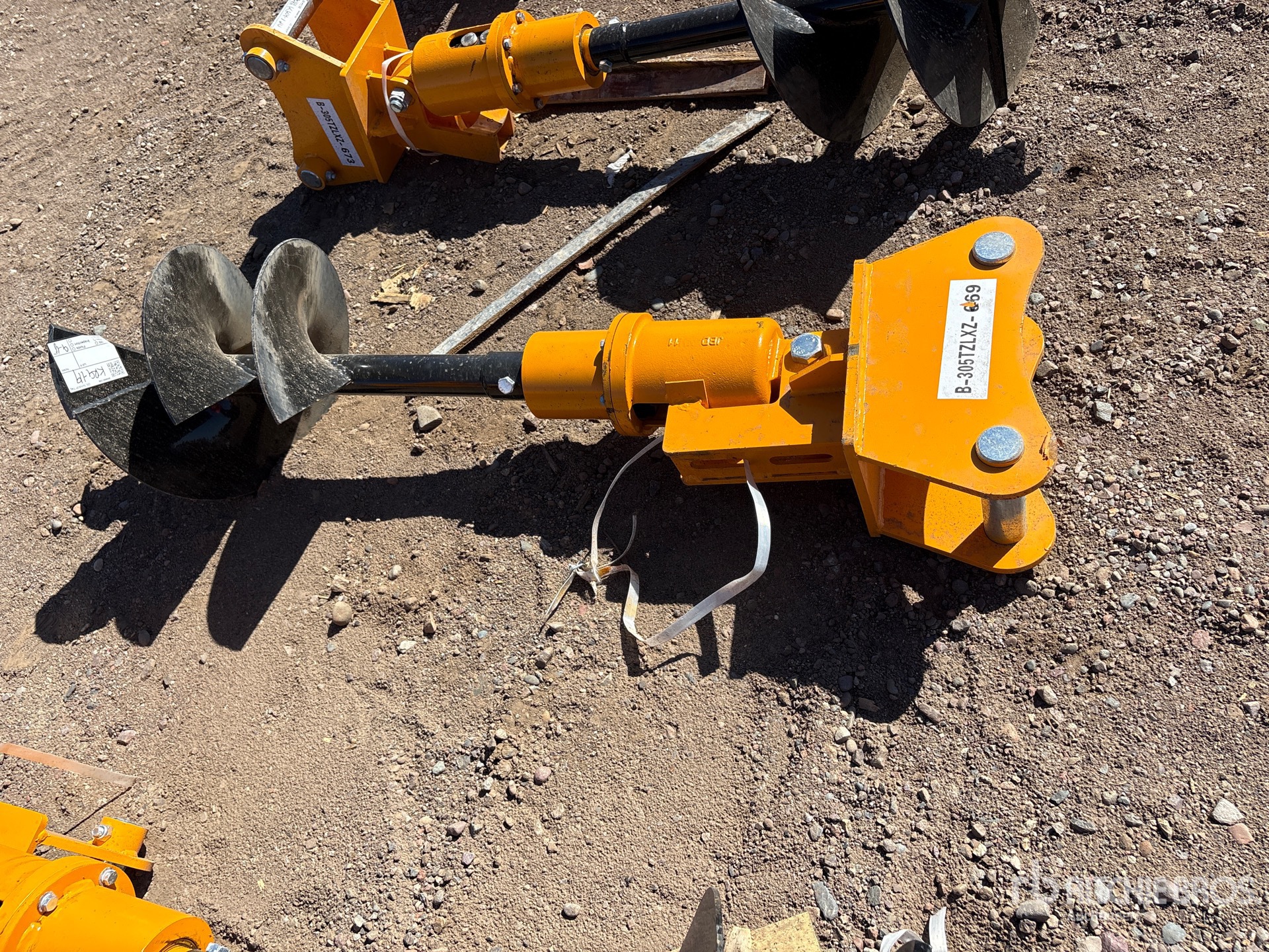 2026 GIYI 32 IN - FITS CAT 305 (UNUSED)