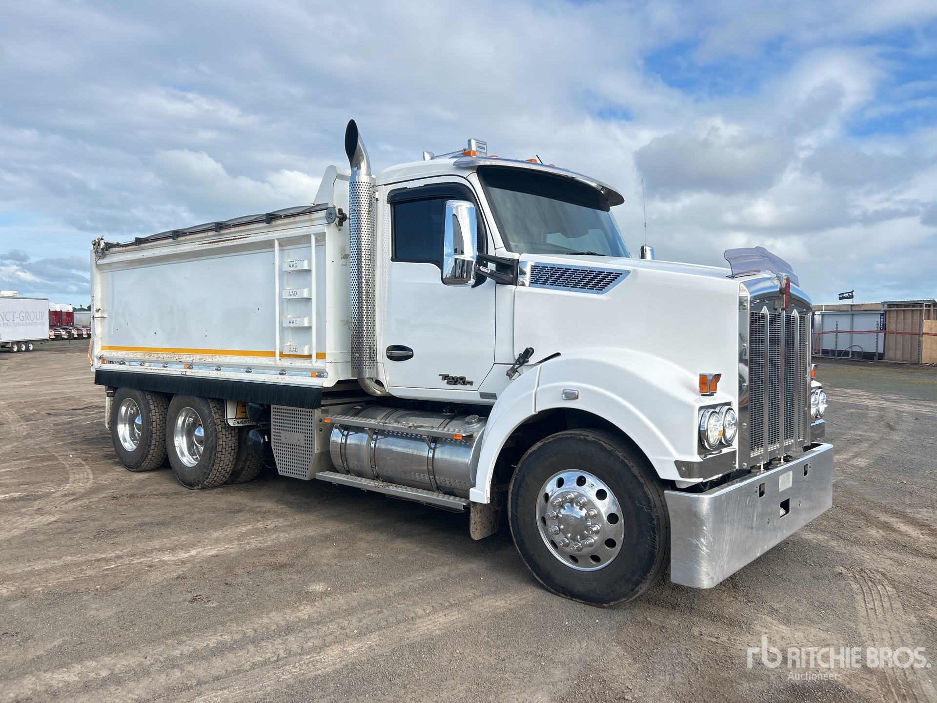 2021 Kenworth T410SAR