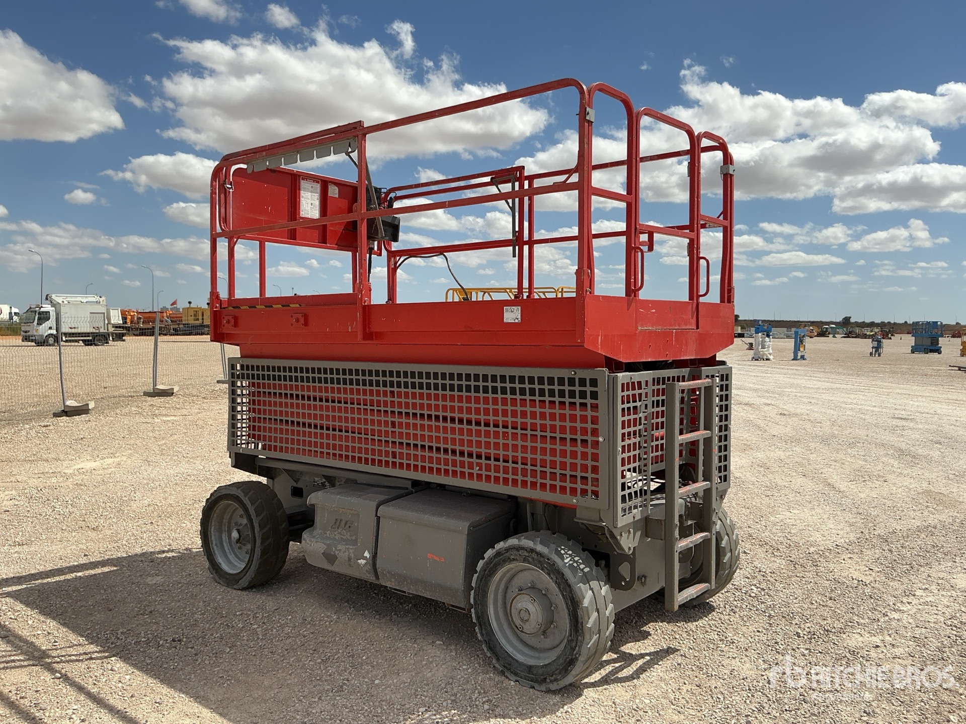 2004 JLG 3369LE