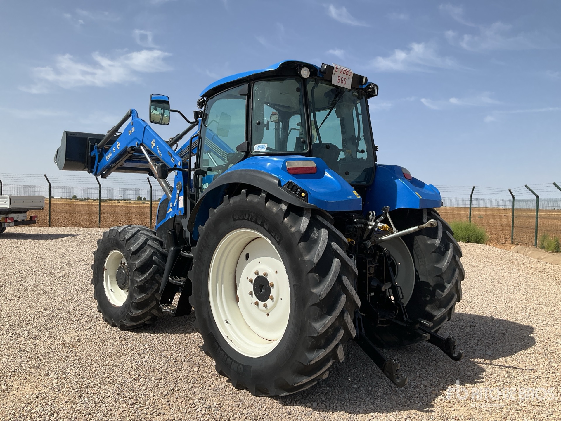 2017 New Holland T5.105 EC
