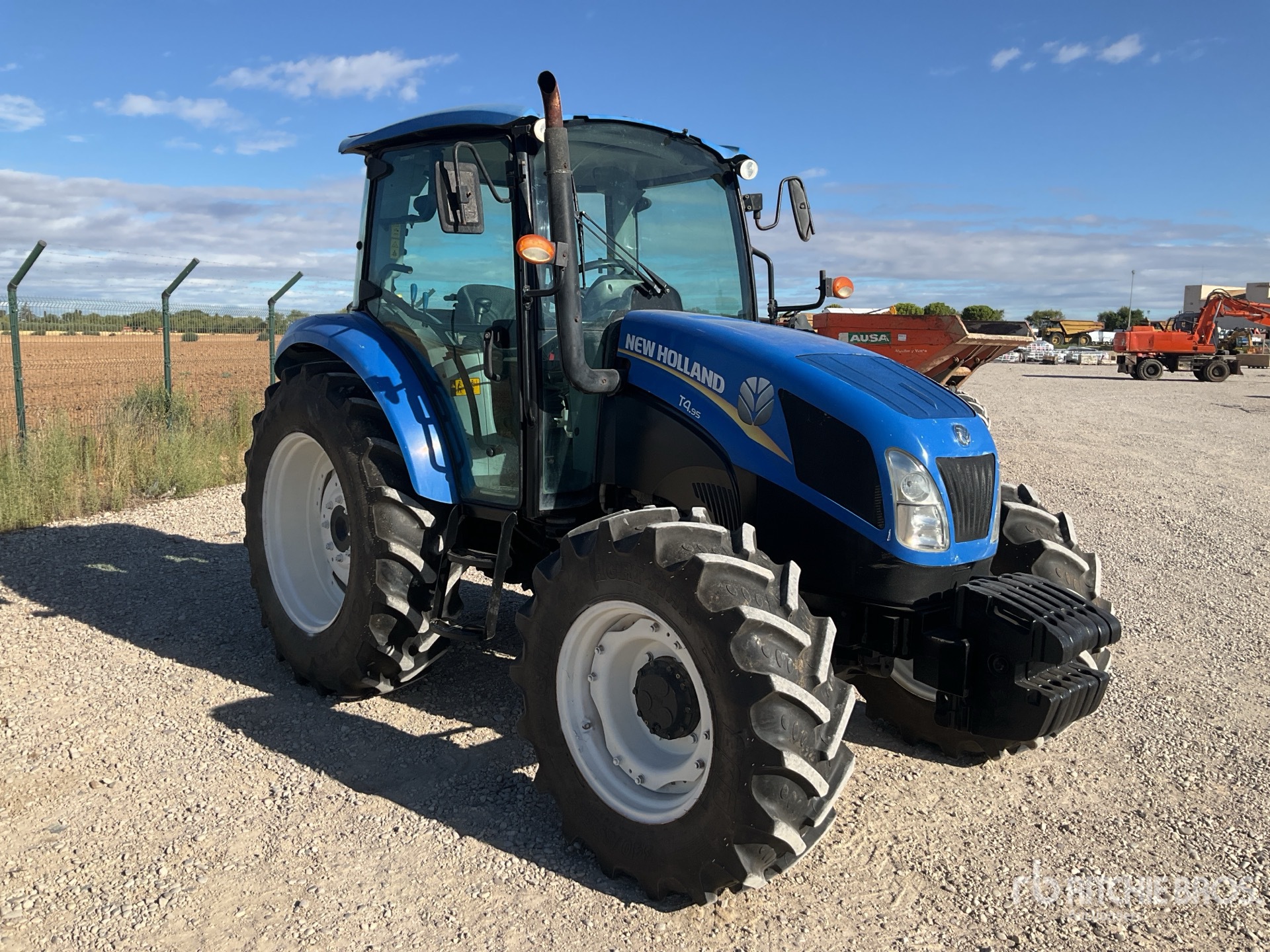 2015 New Holland T4.95 DC