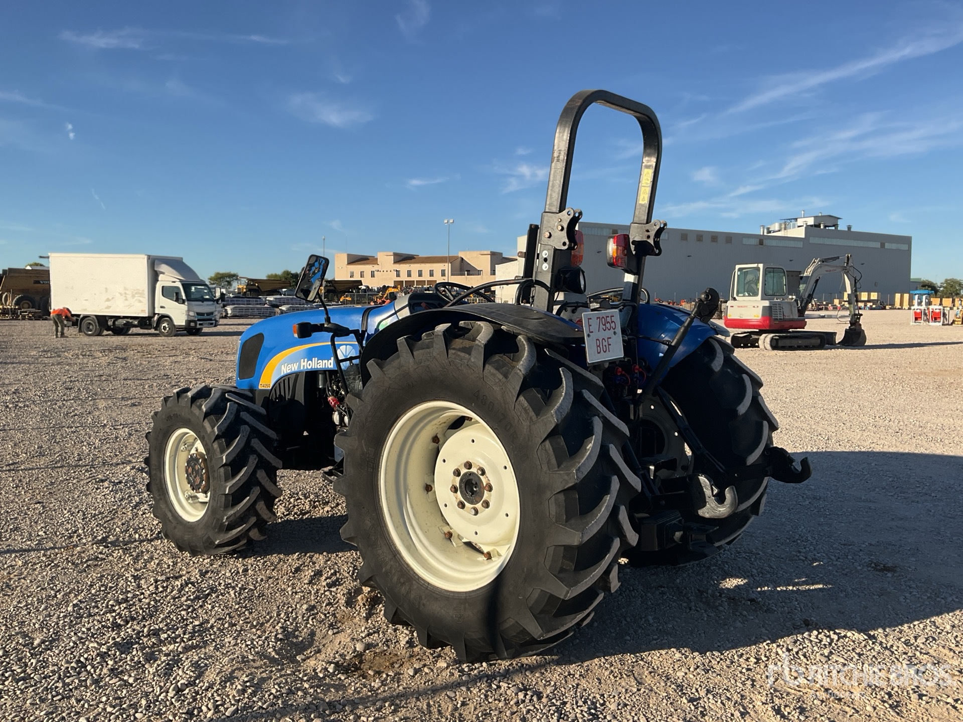 2013 New Holland T4050