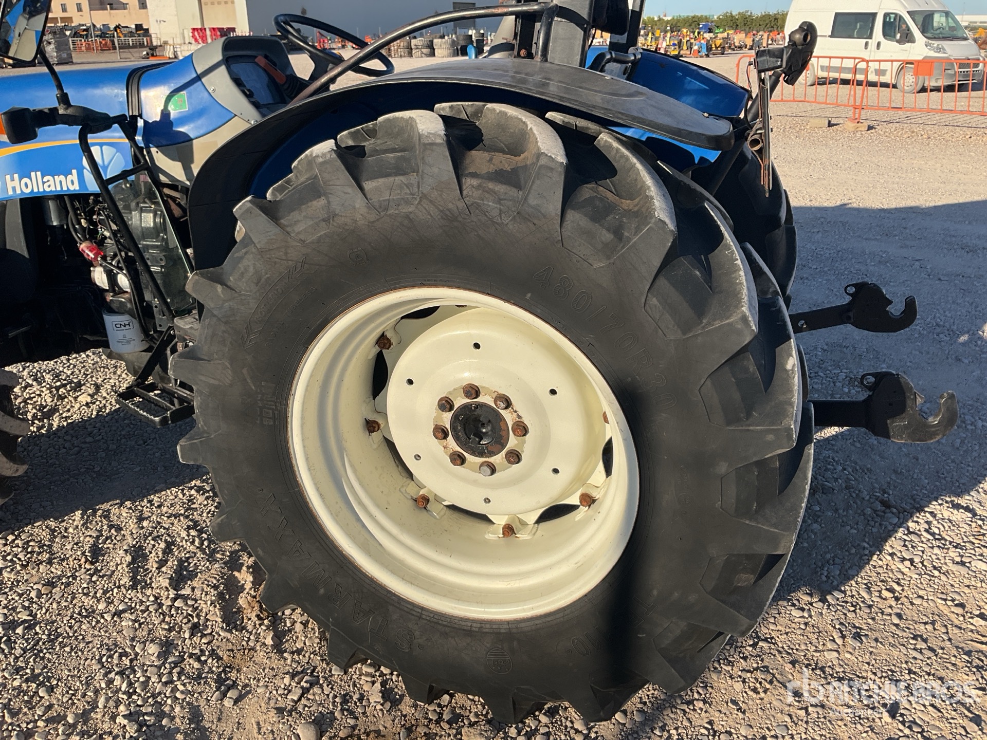 2013 New Holland T4050