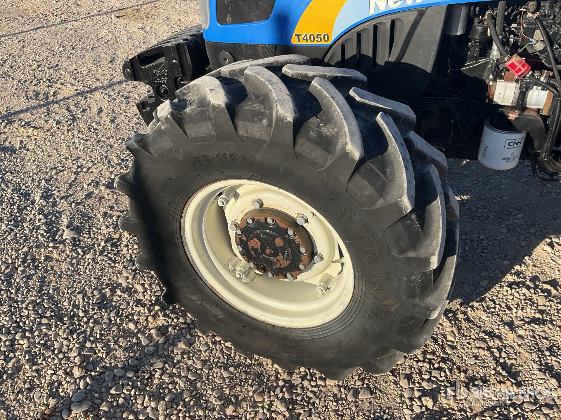 2013 New Holland T4050