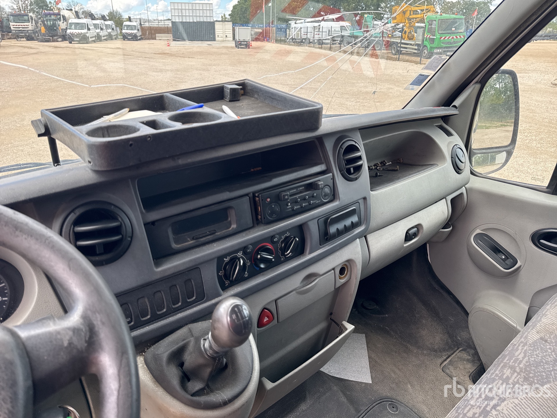 2005 Renault MASTER DCI120