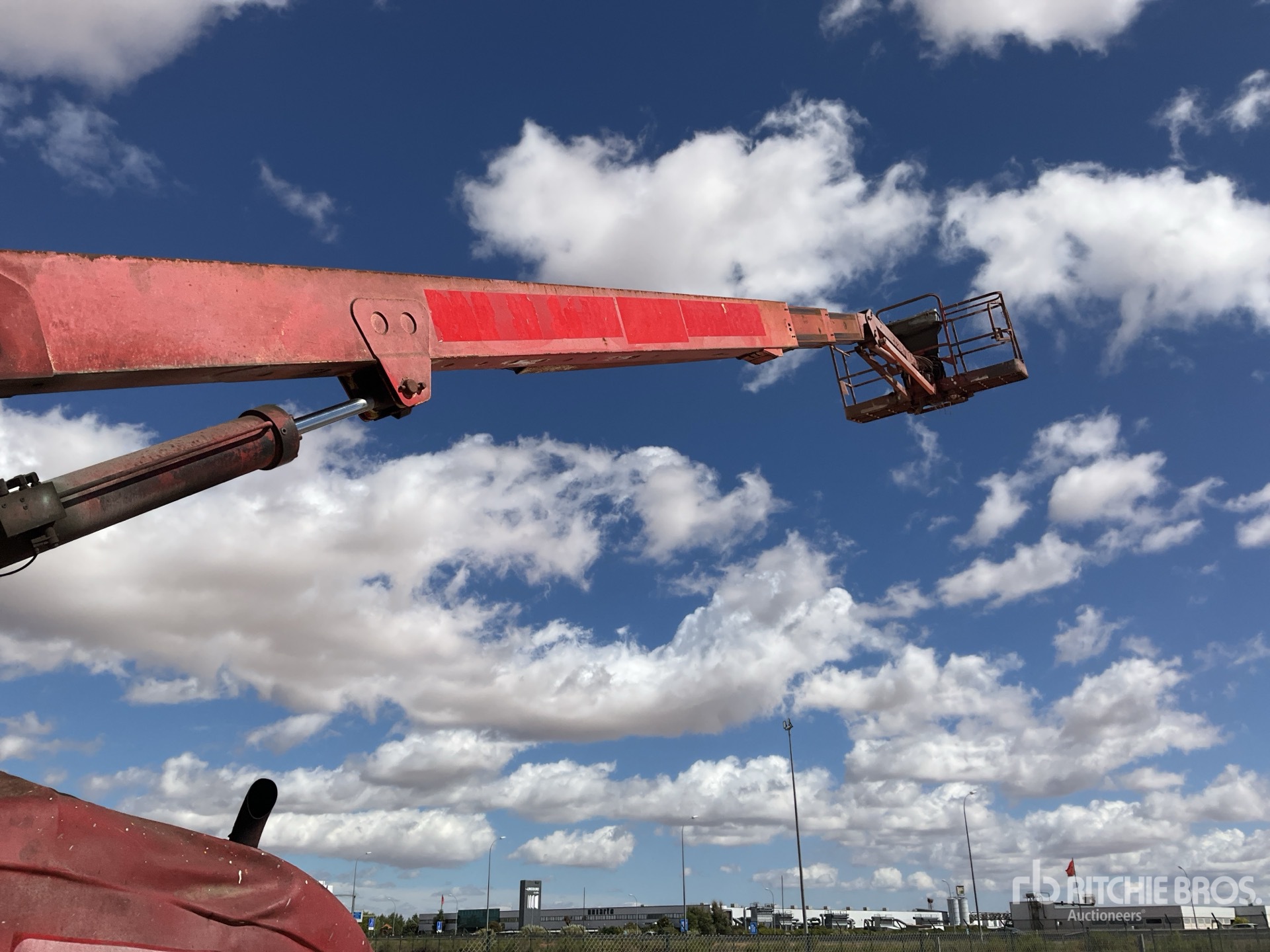 2006 JLG 860SJ