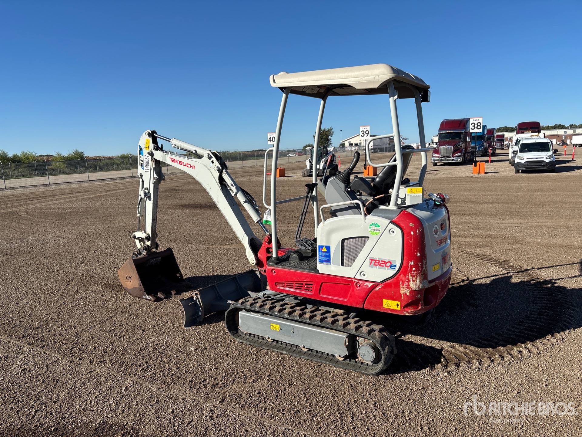 2022 Takeuchi TB20E
