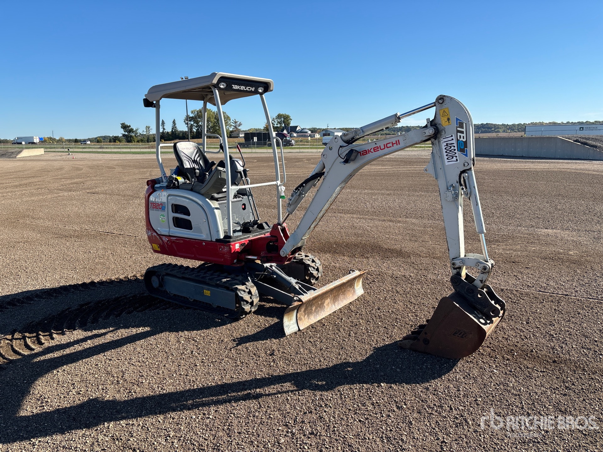 2022 Takeuchi TB20E