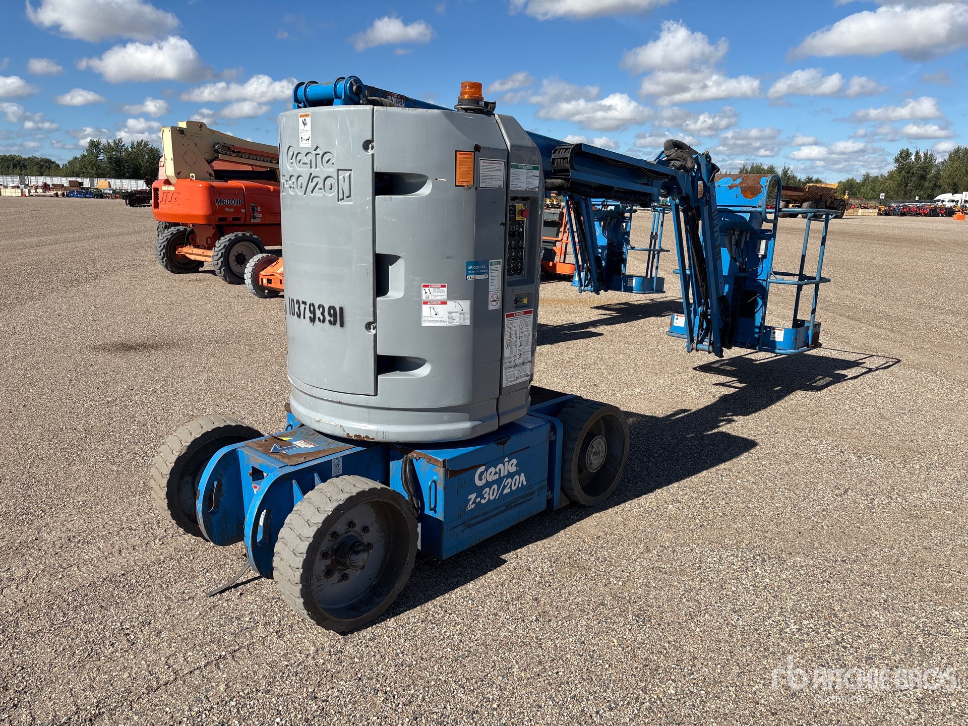 2015 Genie Z-30/20N RJ