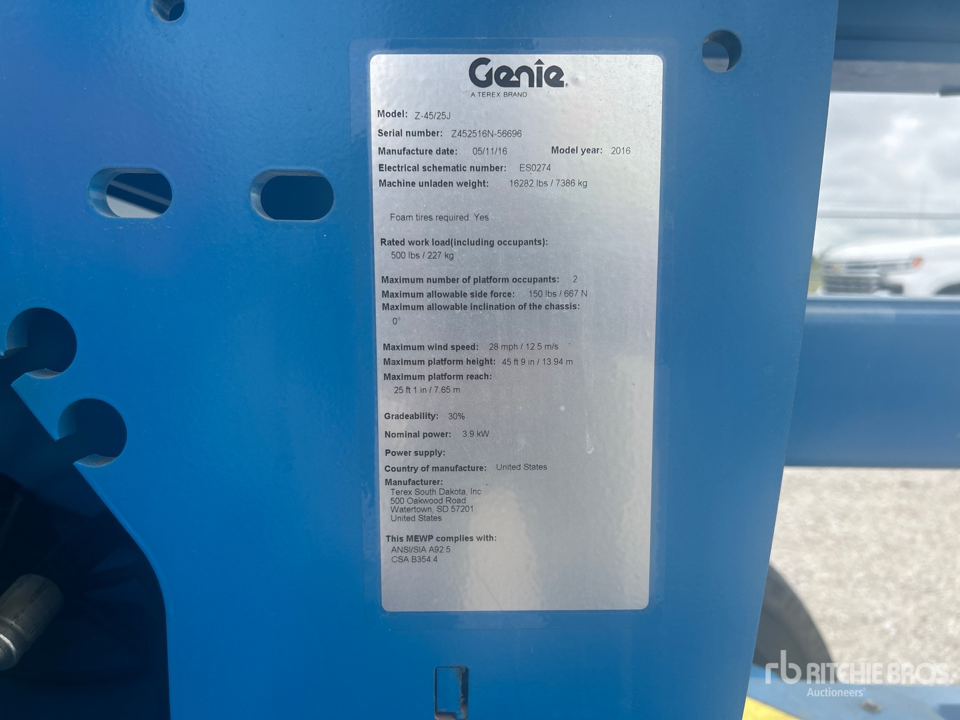 2016 Genie Z4525J