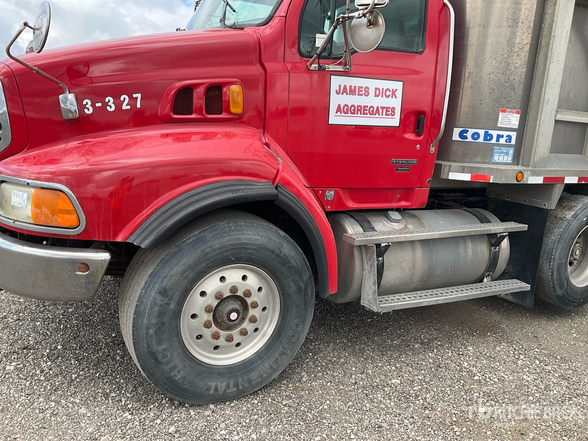 2007 Sterling L9500