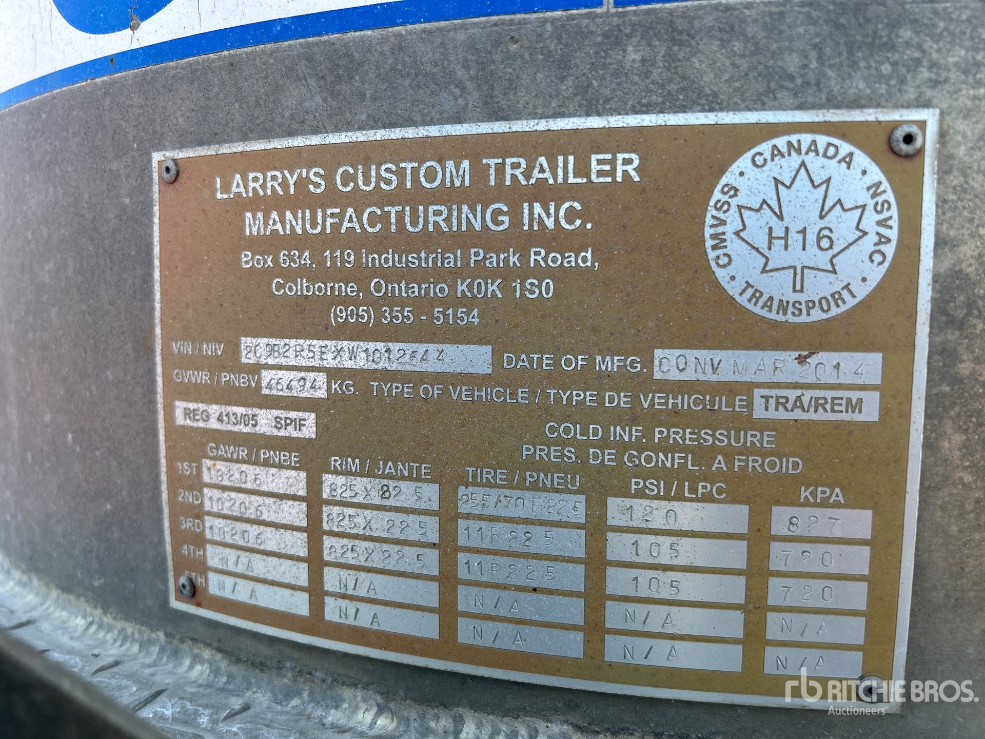 1998 Cobra 33 ft Tri/A