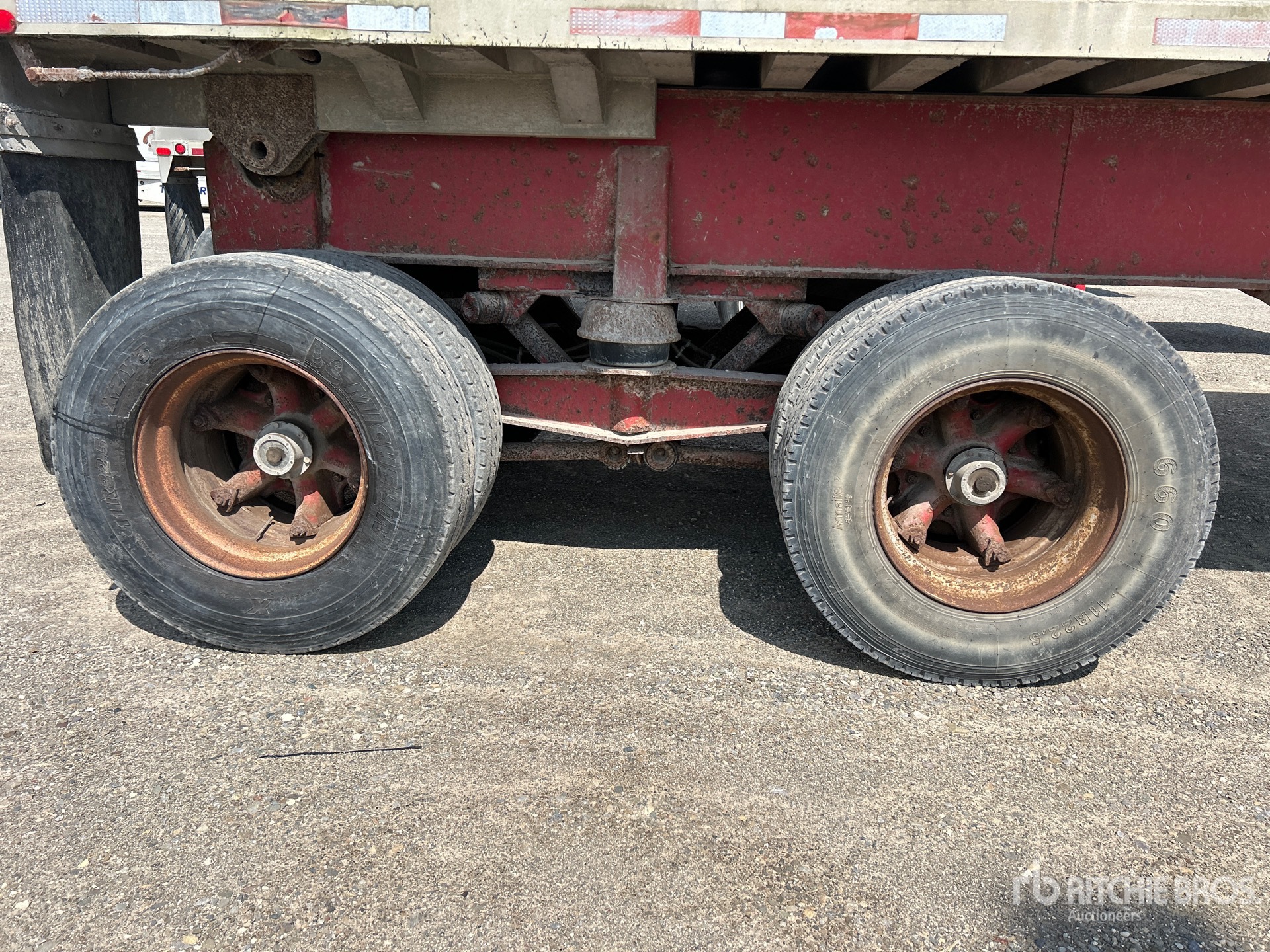 1987 Cobra 26 ft T/A