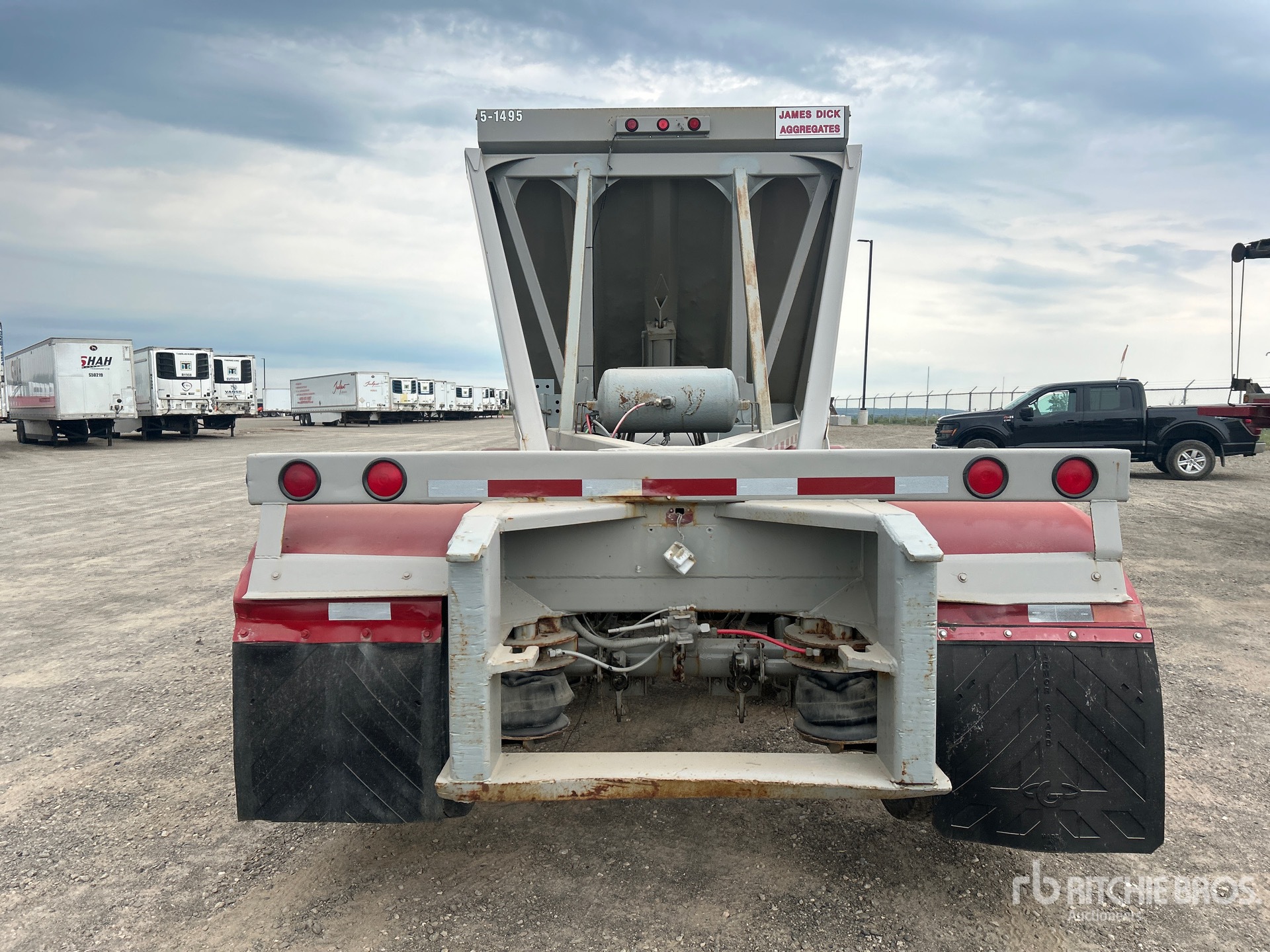 2001 Raglan 48 ft Quad/A