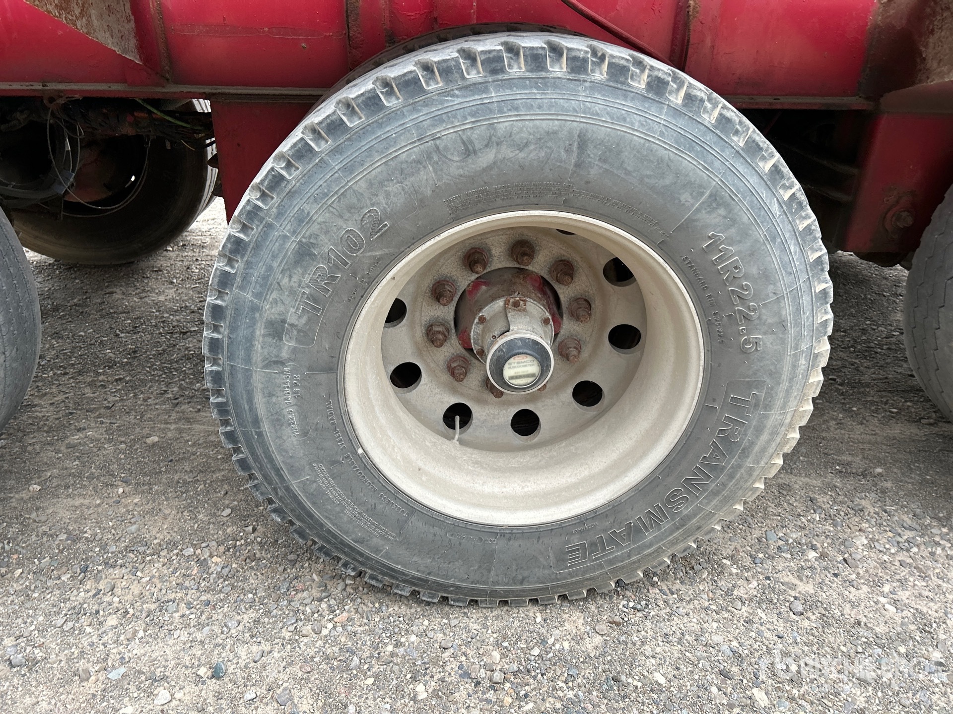 2000 Raglan 44 ft 5/Axle