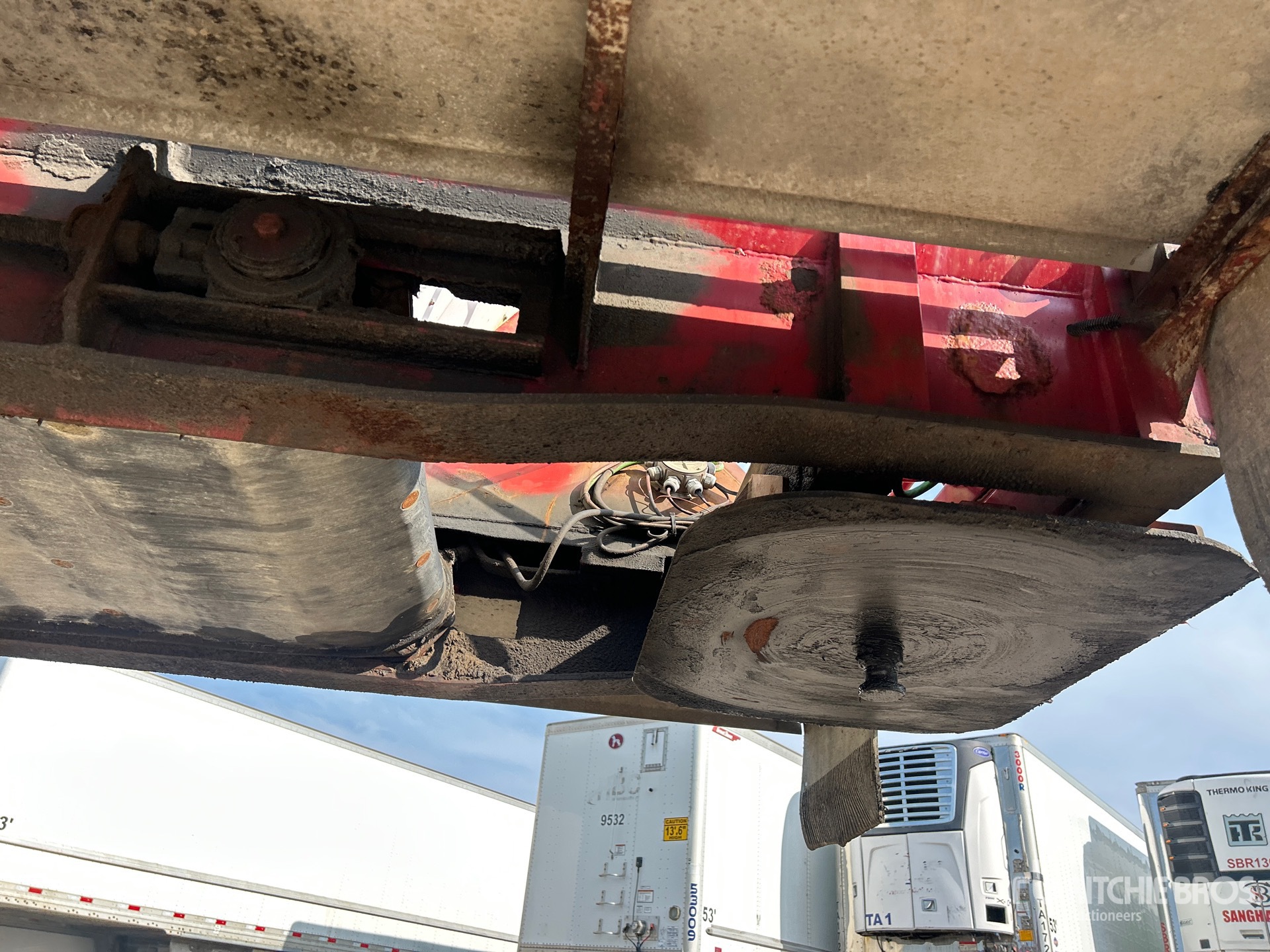 2000 Raglan 48 FT 5/AXLE